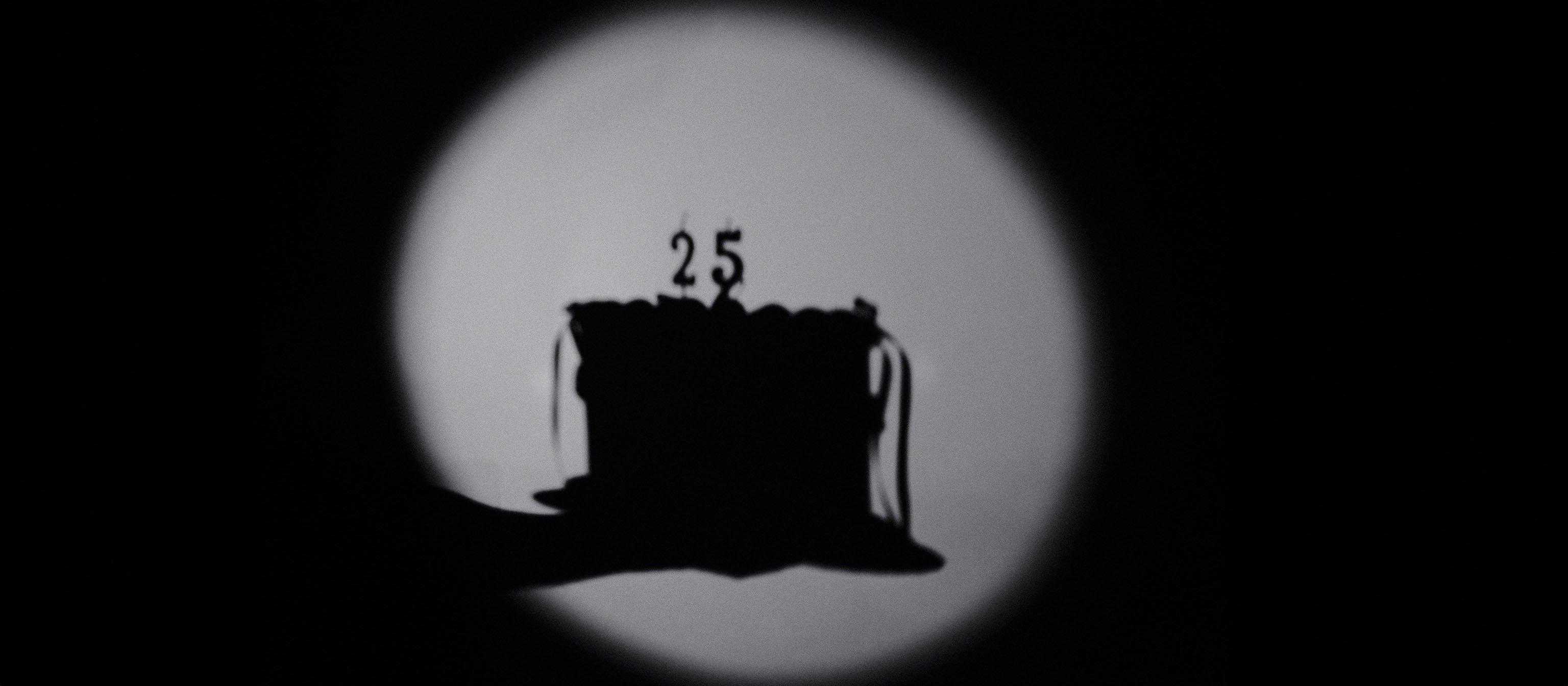 25YAnniversary_Video_LP_HeroBanner_Image_DE