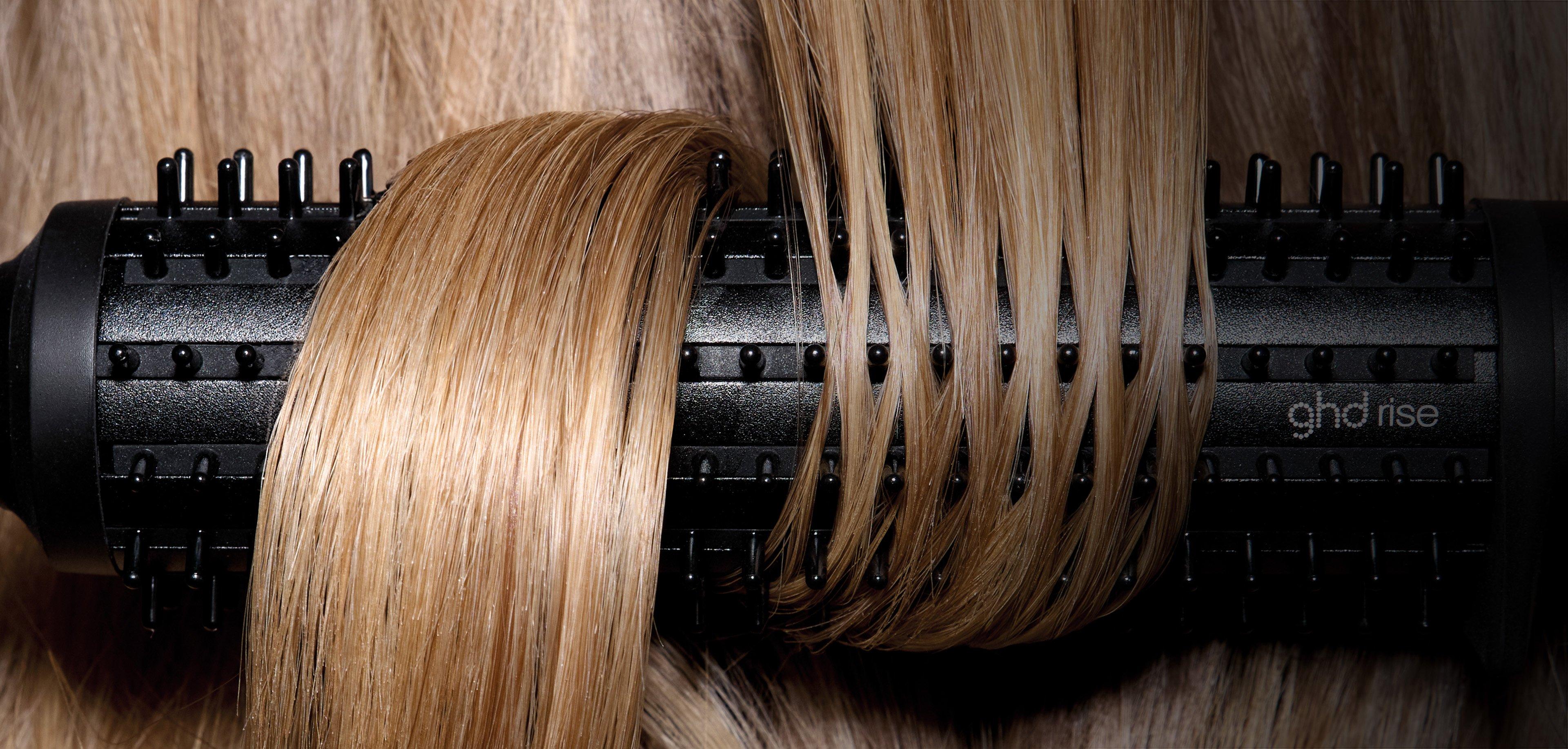 GHD RISE™ VOLUMIZING HOT BRUSH IN BLACK