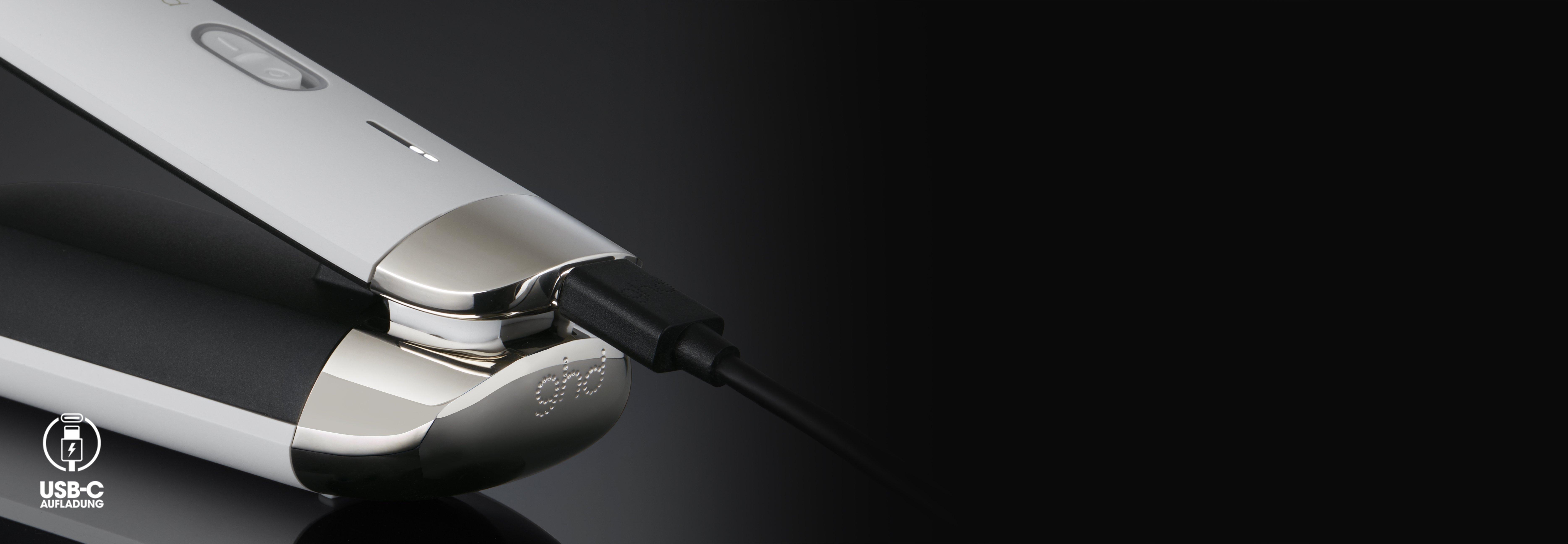 USB-C Anschluss des ghd unplugged™ in Weiß