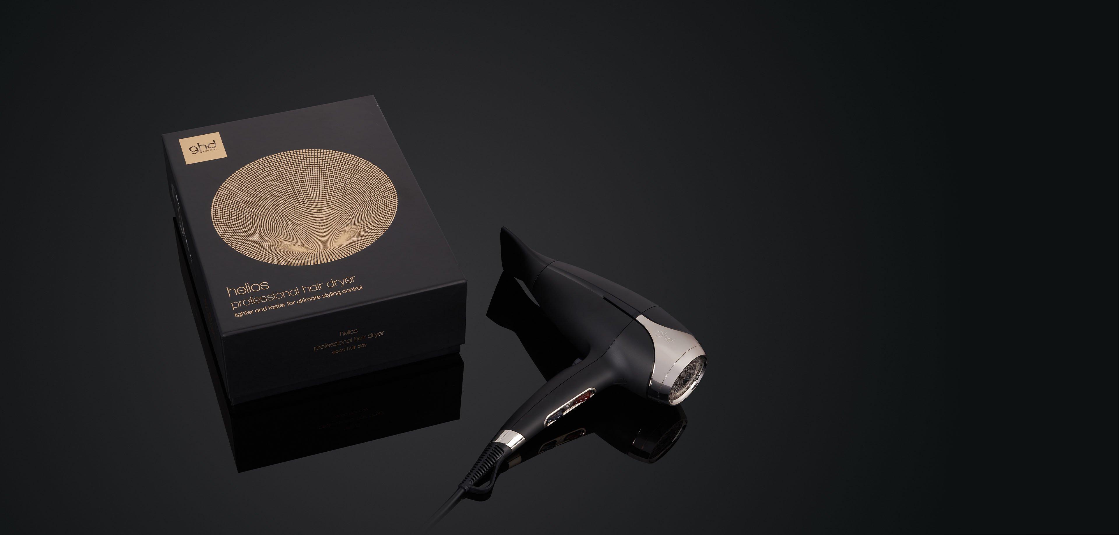 schwarzer ghd helios Haartrockner mit Karton