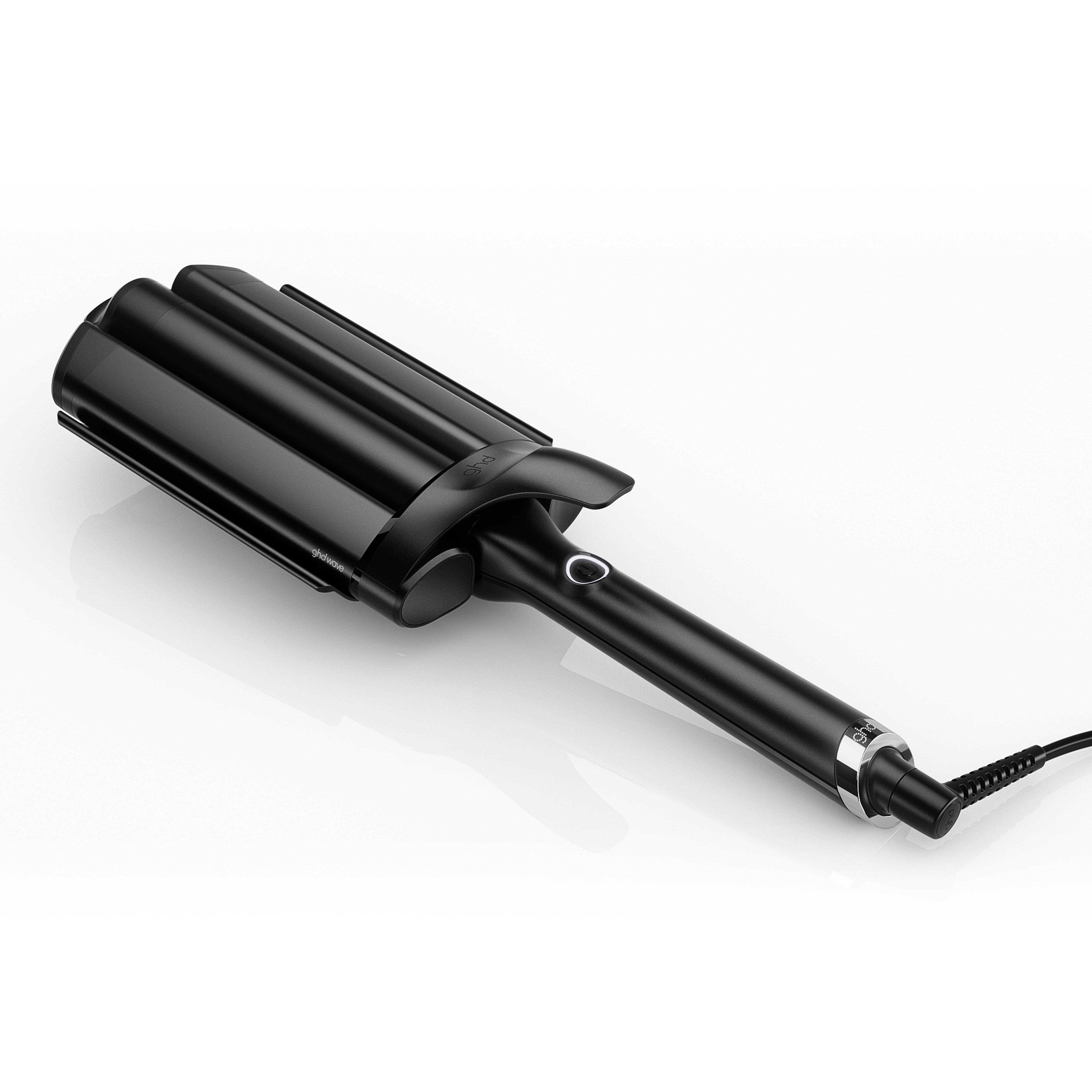 NUOVA GHD WAVE TRIPLE BARREL WAVER