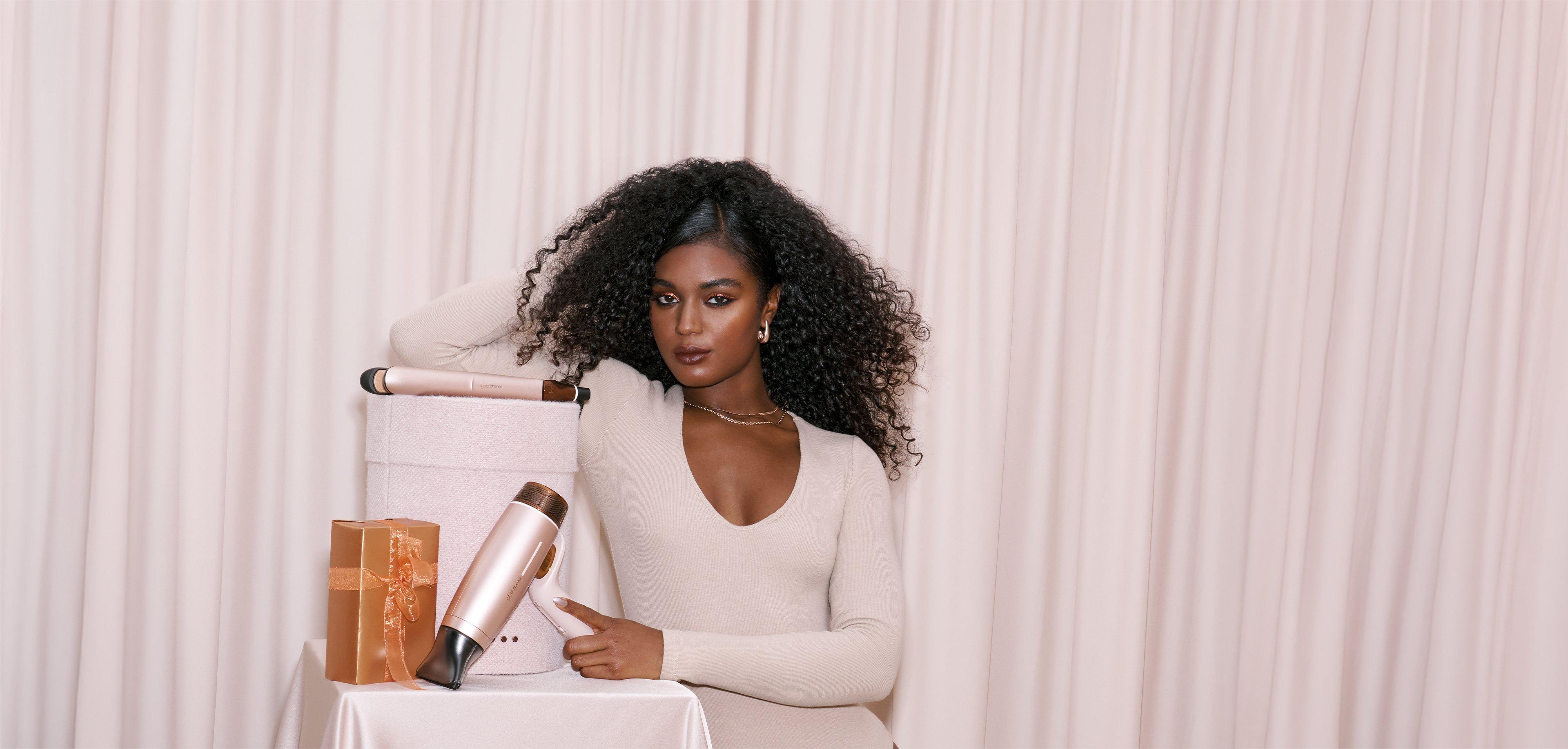 NEW GHD DELUXE HAIR DRYER AND STRAIGHTENER GIFT SET IN CASHMERE BEIGE (TOTAL VALUE £668)