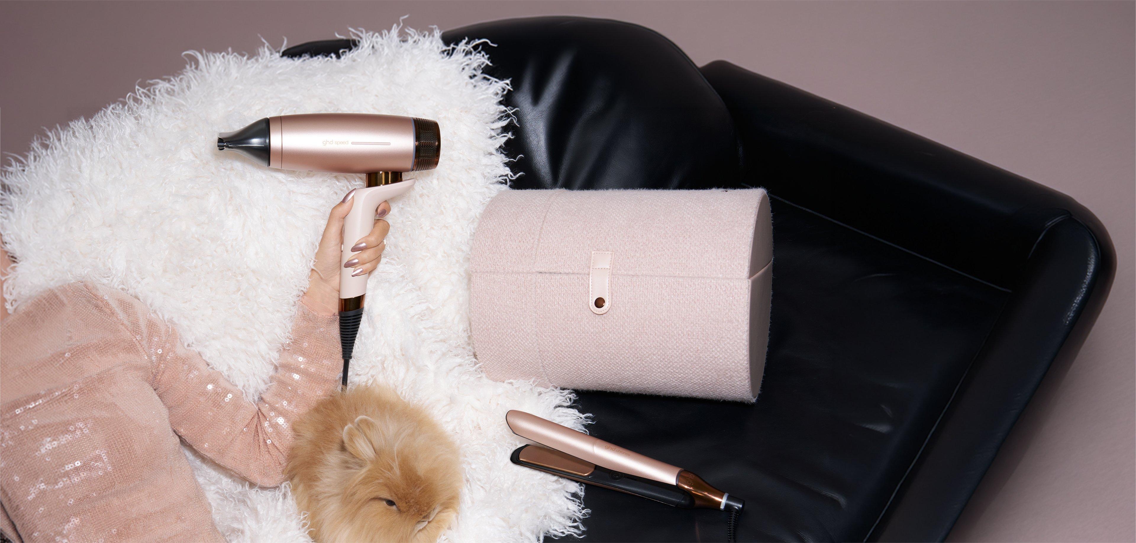 NEW GHD DELUXE HAIR DRYER AND STRAIGHTENER GIFT SET IN CASHMERE BEIGE (TOTAL VALUE £668)