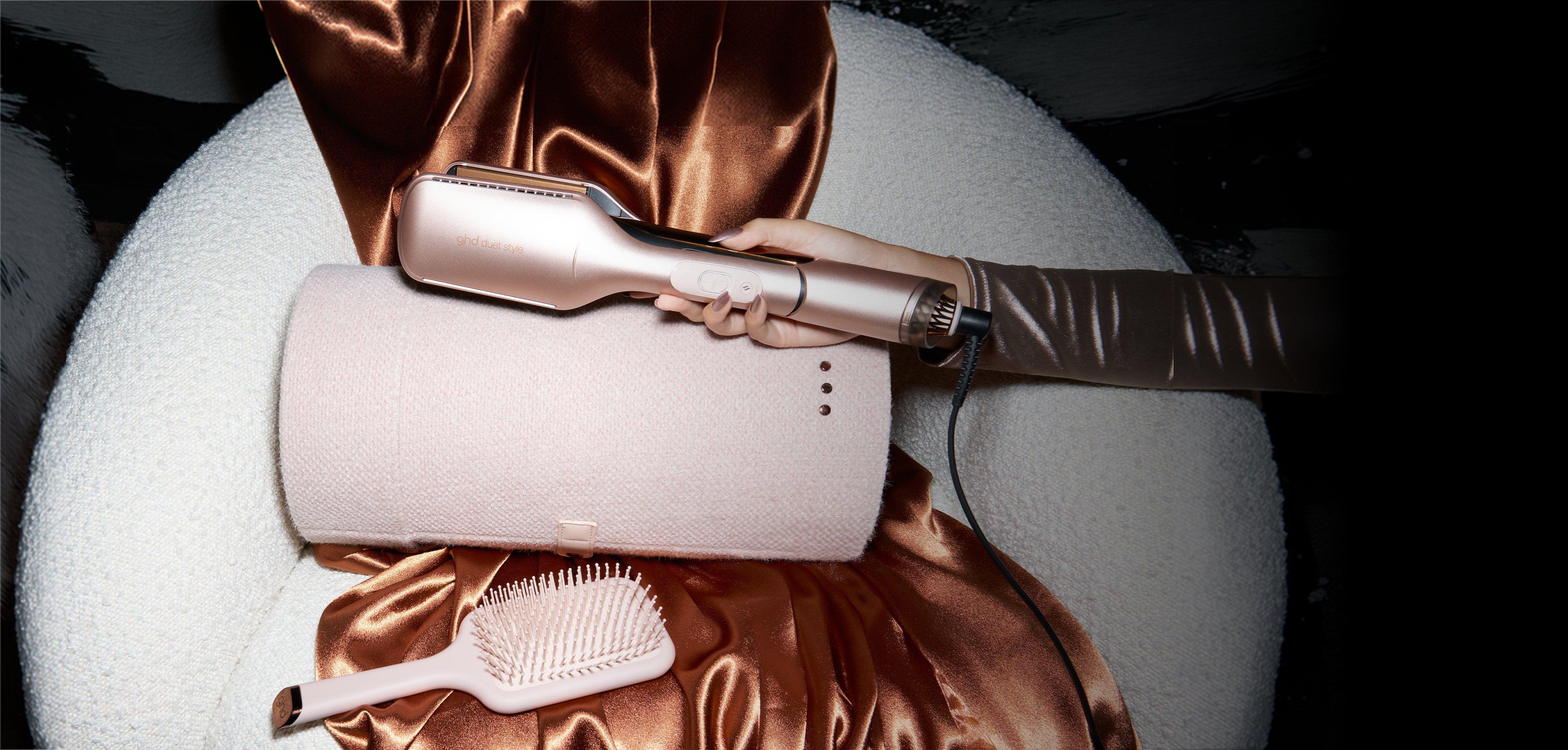 NEW GHD DUET 2-IN-1 HOT AIR STYLER FESTIVE GIFT SET IN CASHMERE BEIGE (TOTAL VALUE £486.50)