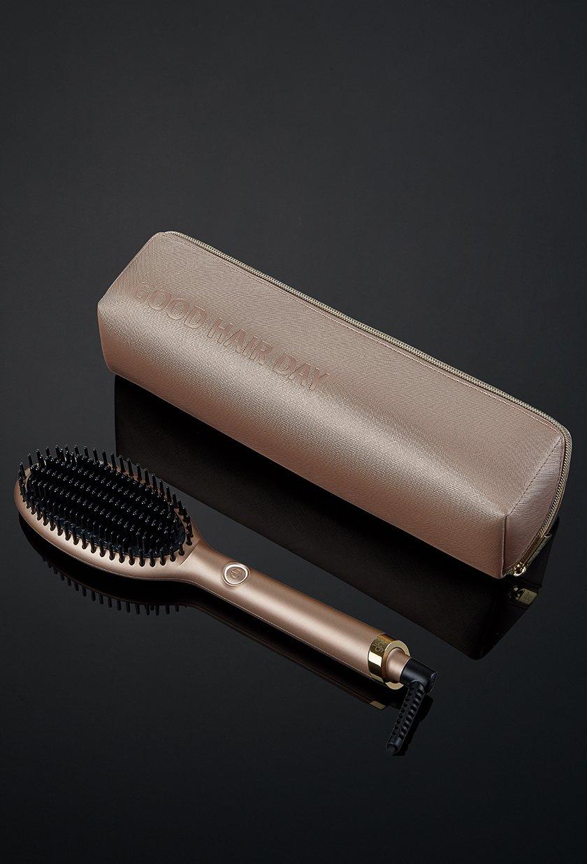 7.ss23_CampaignPage_ProductwithBag_Glide_global.jpg