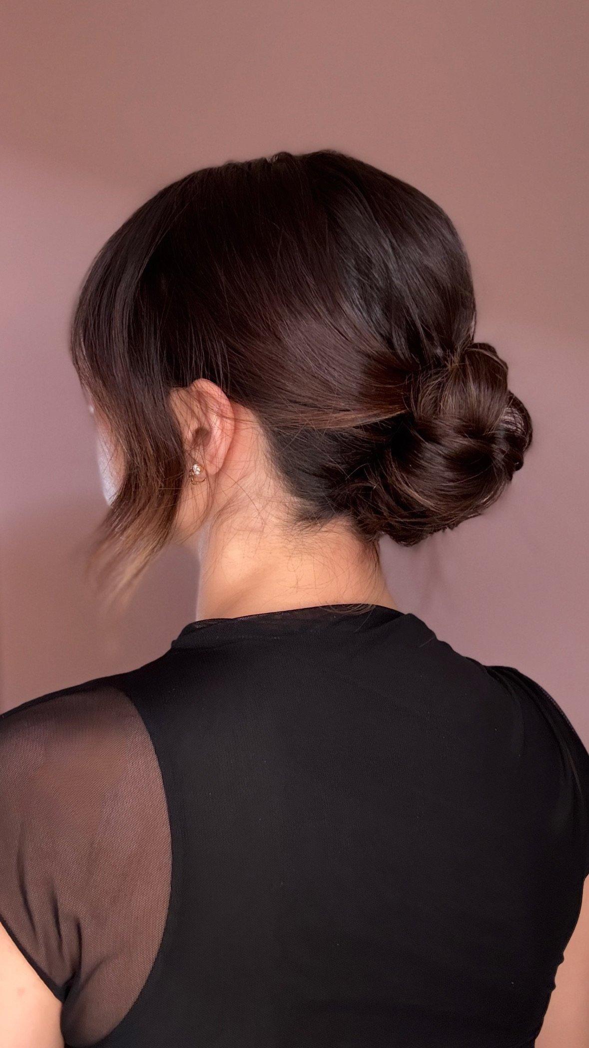 paso a paso de un messy bun o moño desenfadado