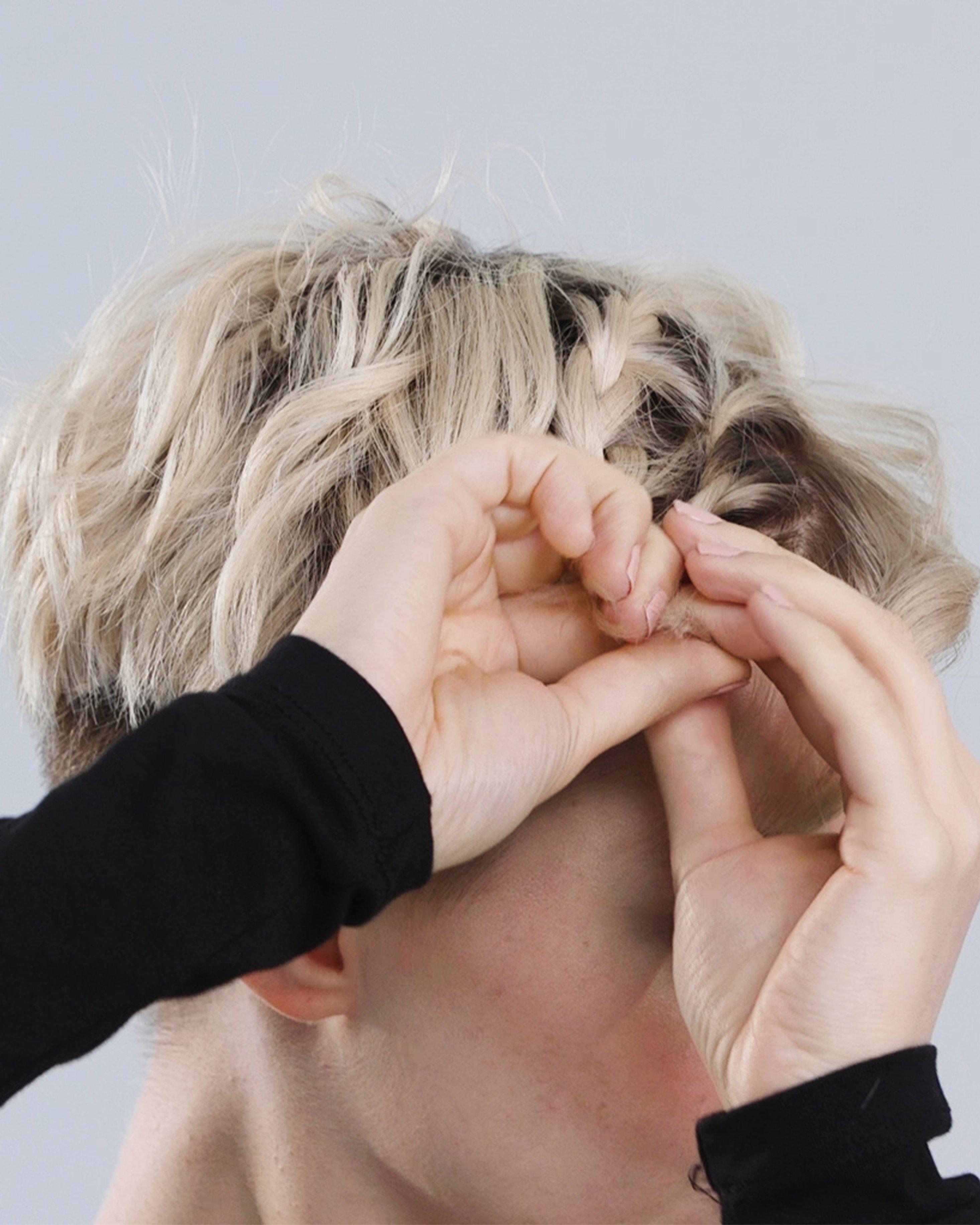 Accent_Braids_Step_10_Grid.jpg