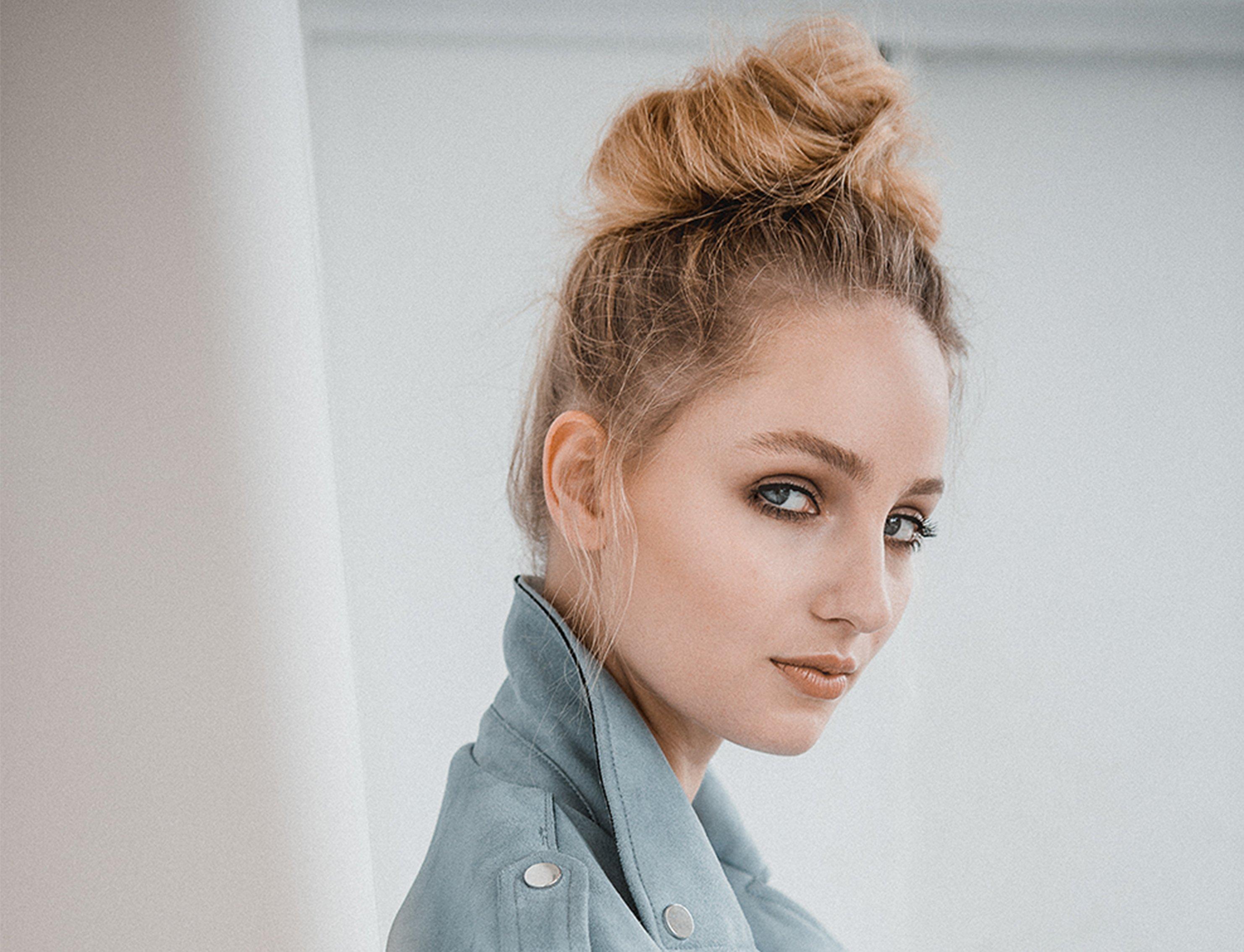 Braided_Top_Knot_FiftyFifty@3x.jpg