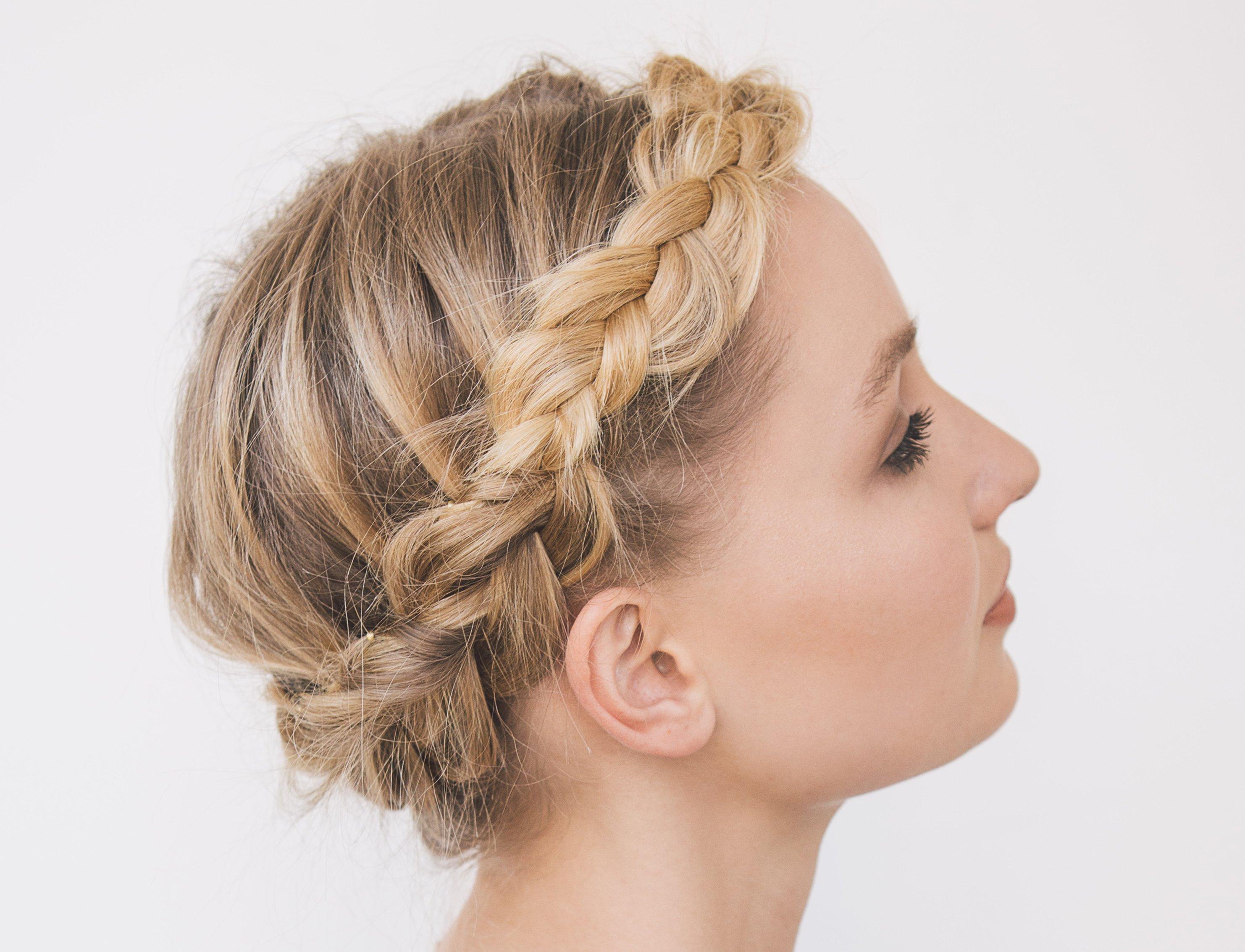 Braids_Look_Book_Halo_Braid_Split_Banner.jpg