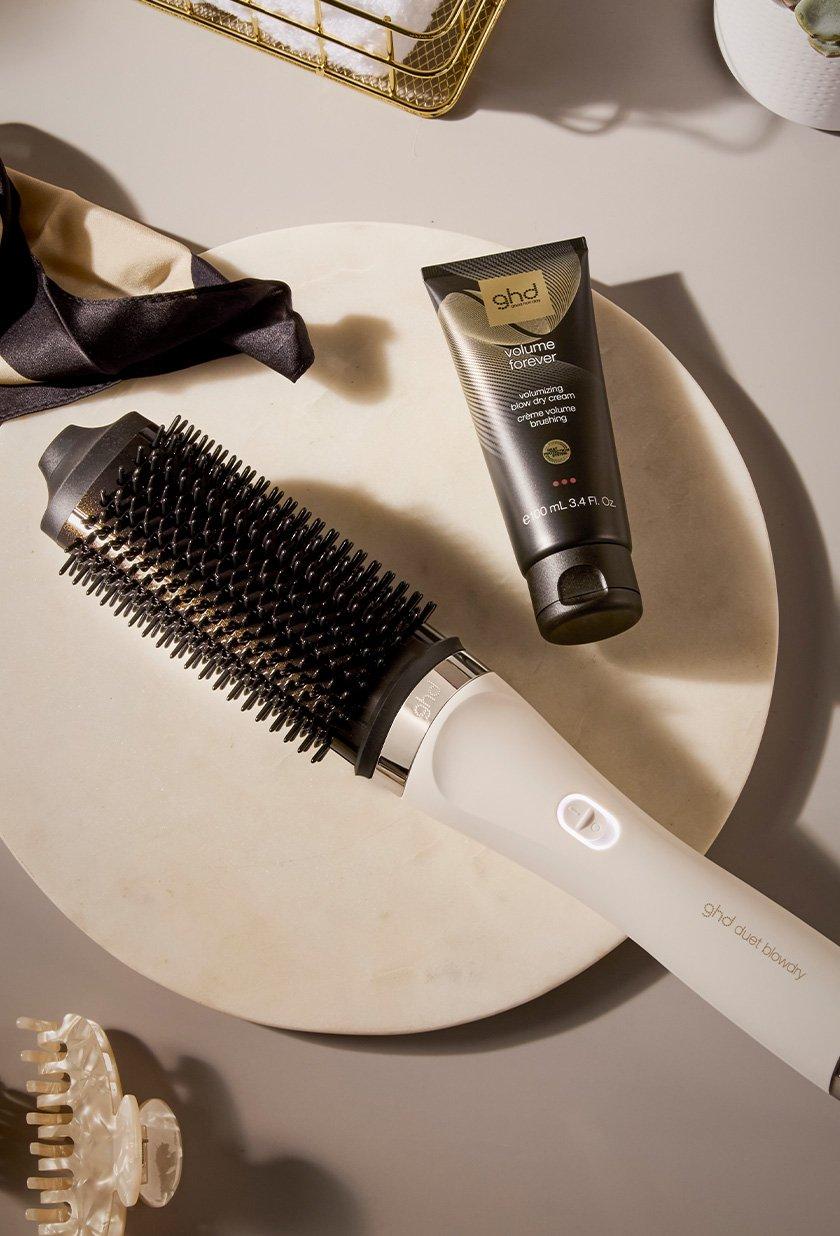 CarouselSupport_DuetBlowdry_VolumeForever