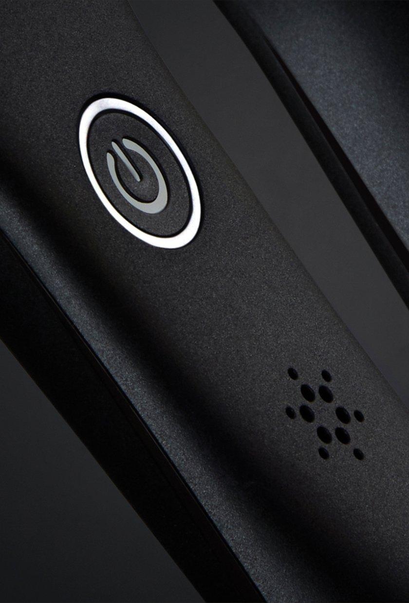 max styler button close up