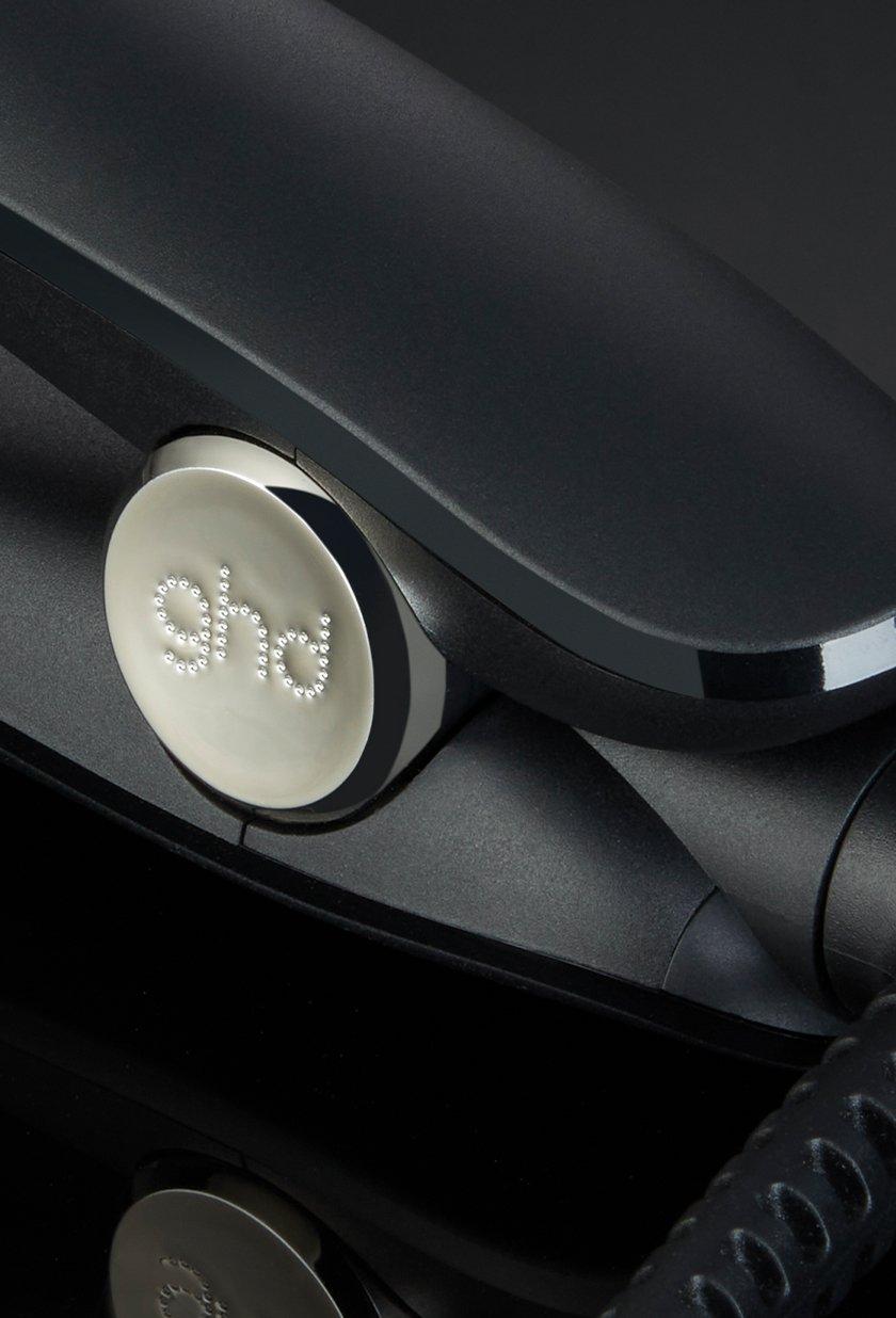 max styler hinge close up