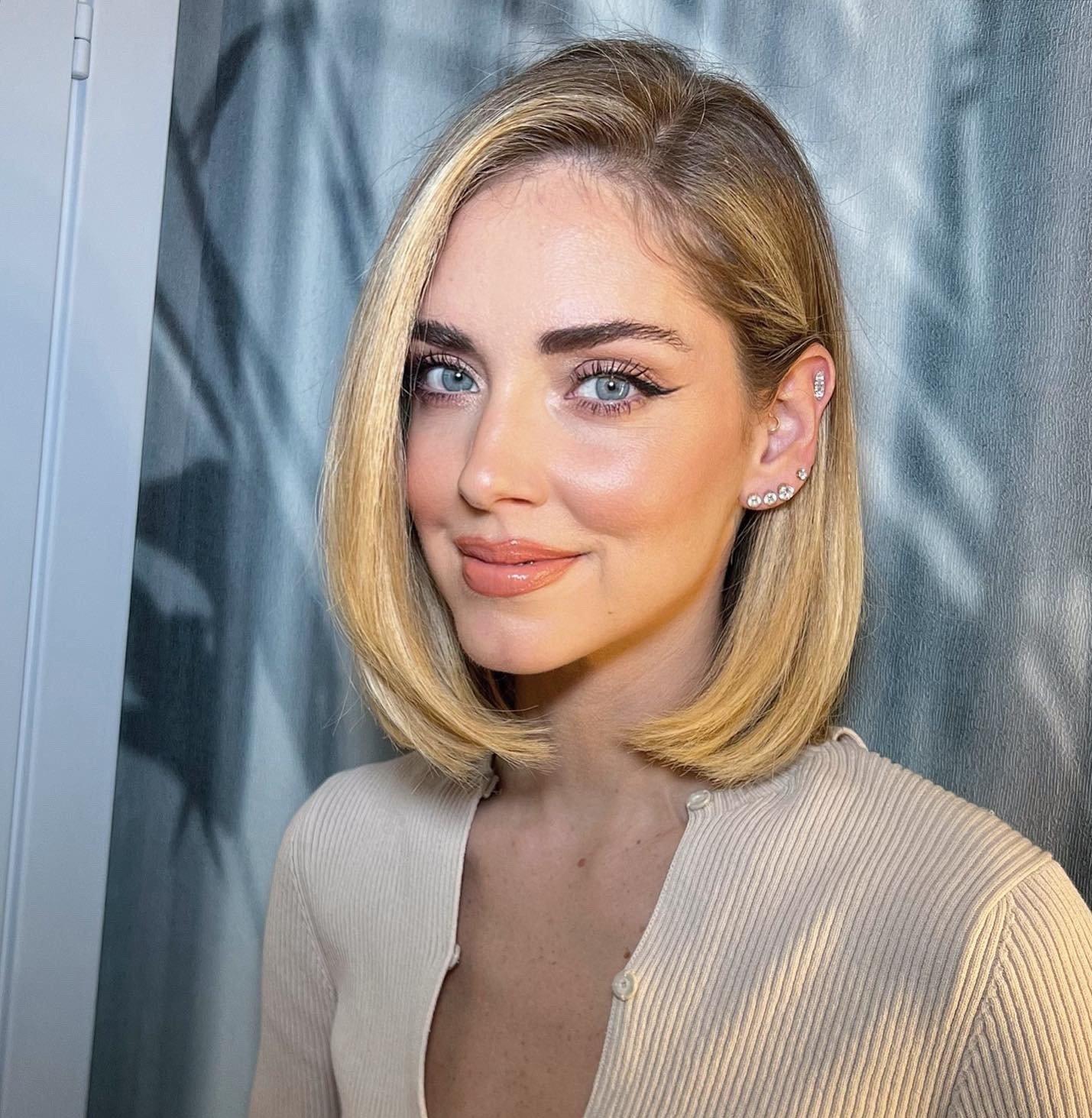 Chiaraferragni_2ndlook_duetsplit_ita.jpeg