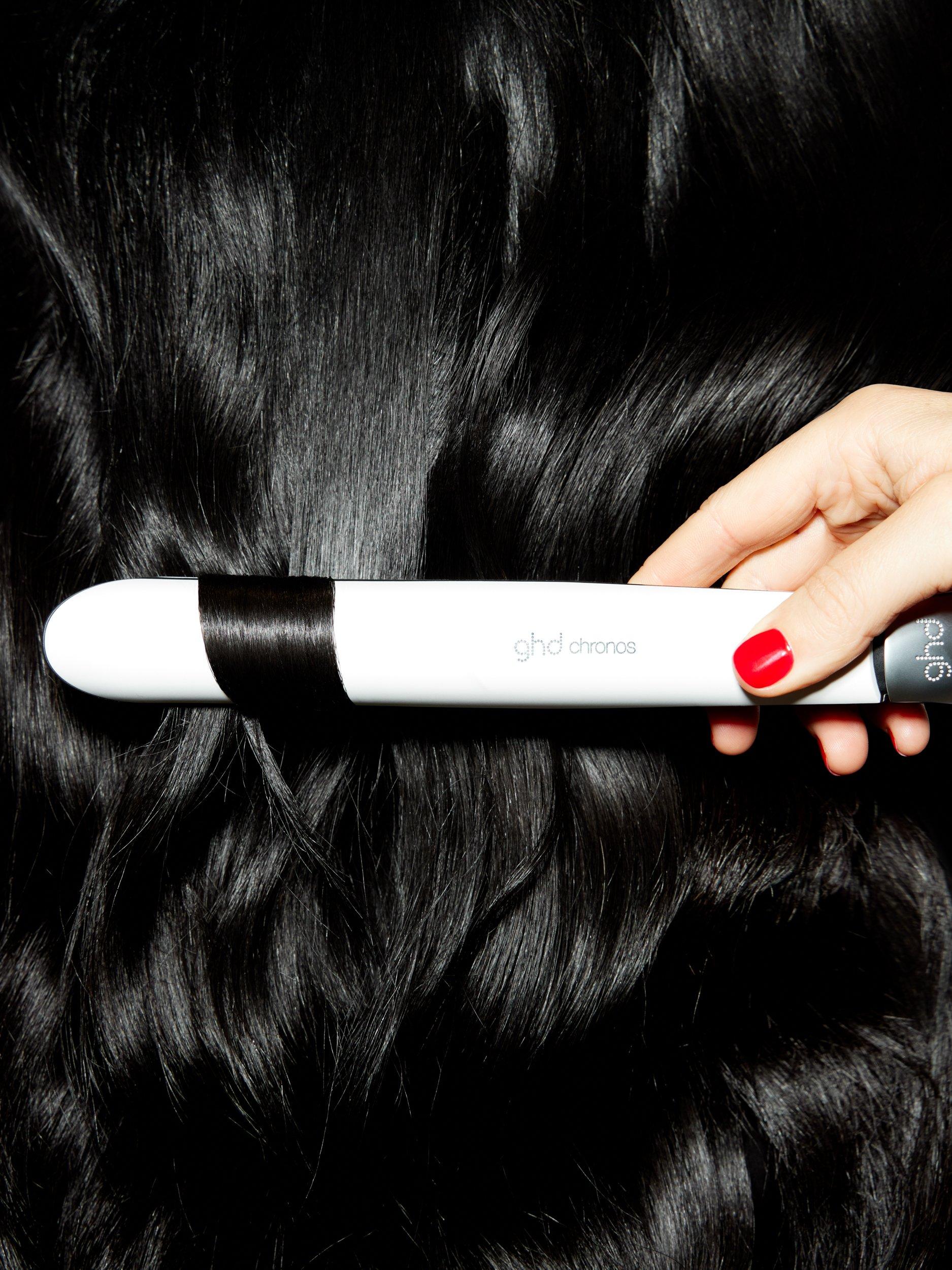 Chronos24_Core_ToolInHair_Lauren2_SE.jpg
