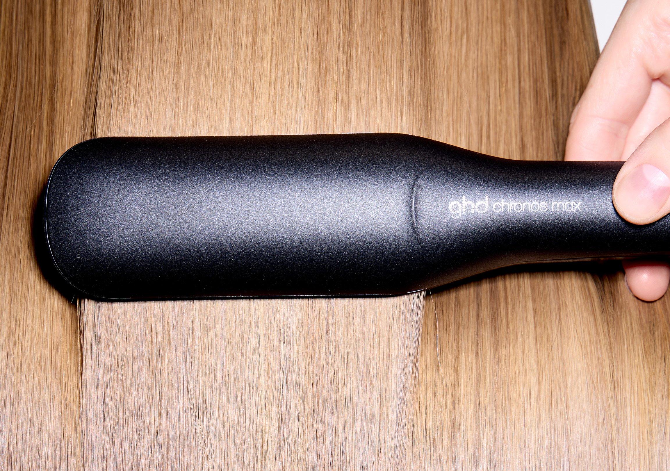 ghd chronos max Glätteisen beim Styling
