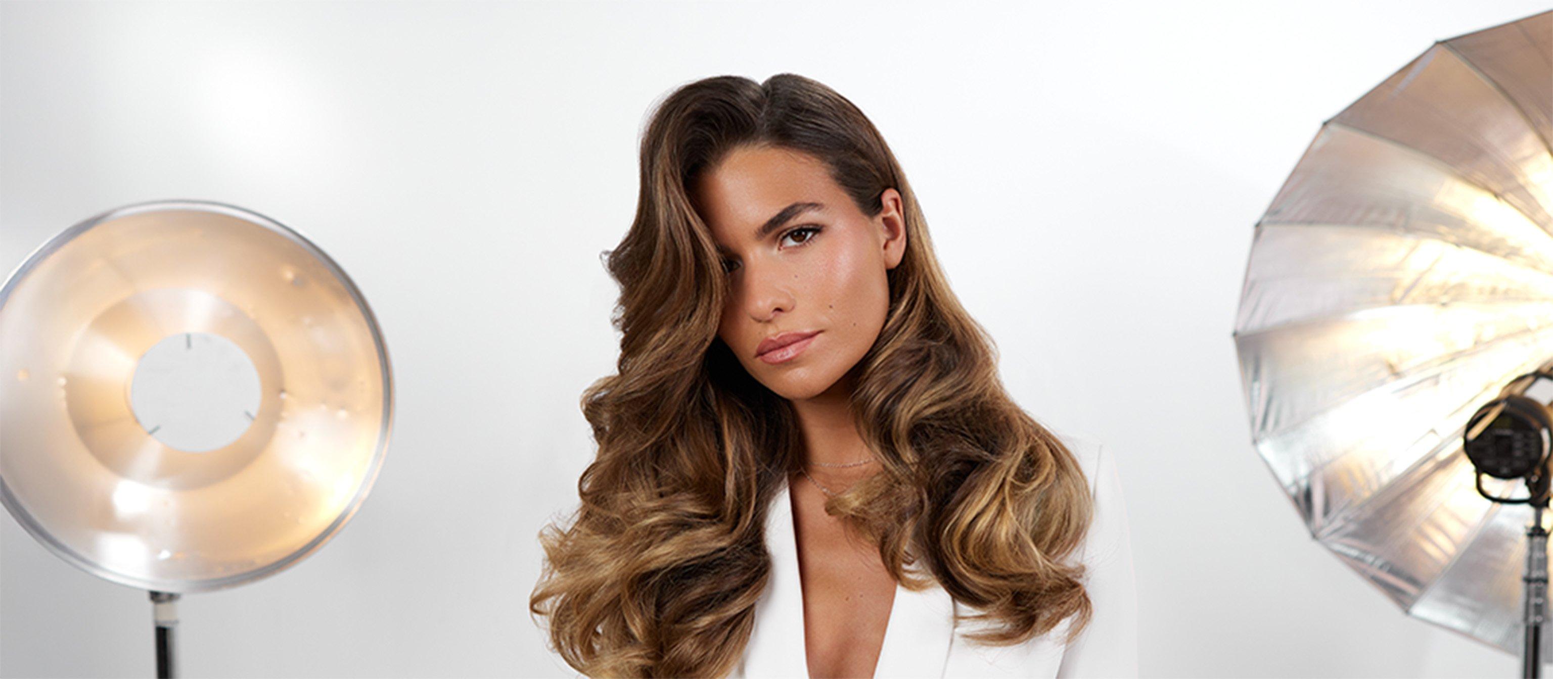 Chronos_Curve_Grand_Tong_Voluminous_Curls_SBS_New_Hero_JPG_EXP01.07.26@3x@3x.jpg