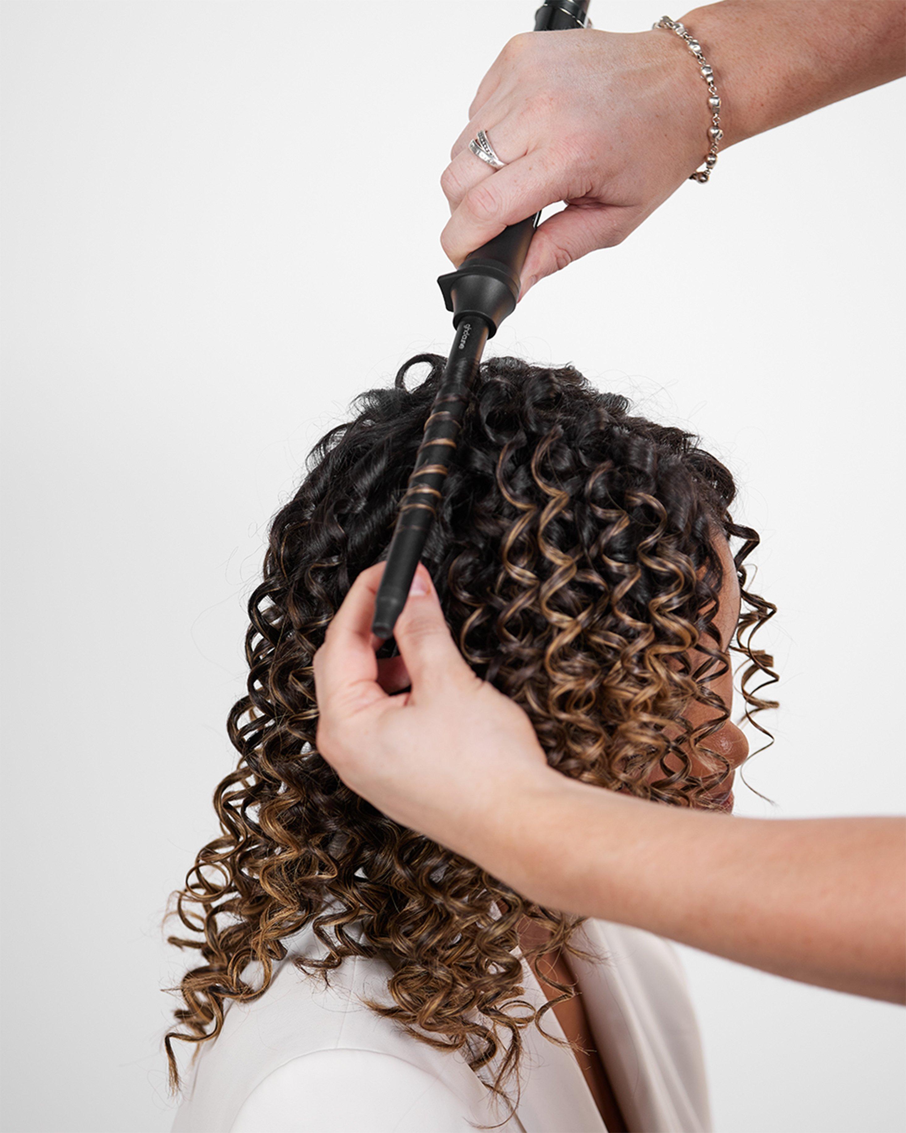 Chronos_Curve_Thin_Wand_Tight_Defined_Curls_SBS_Step7_NO.jpg