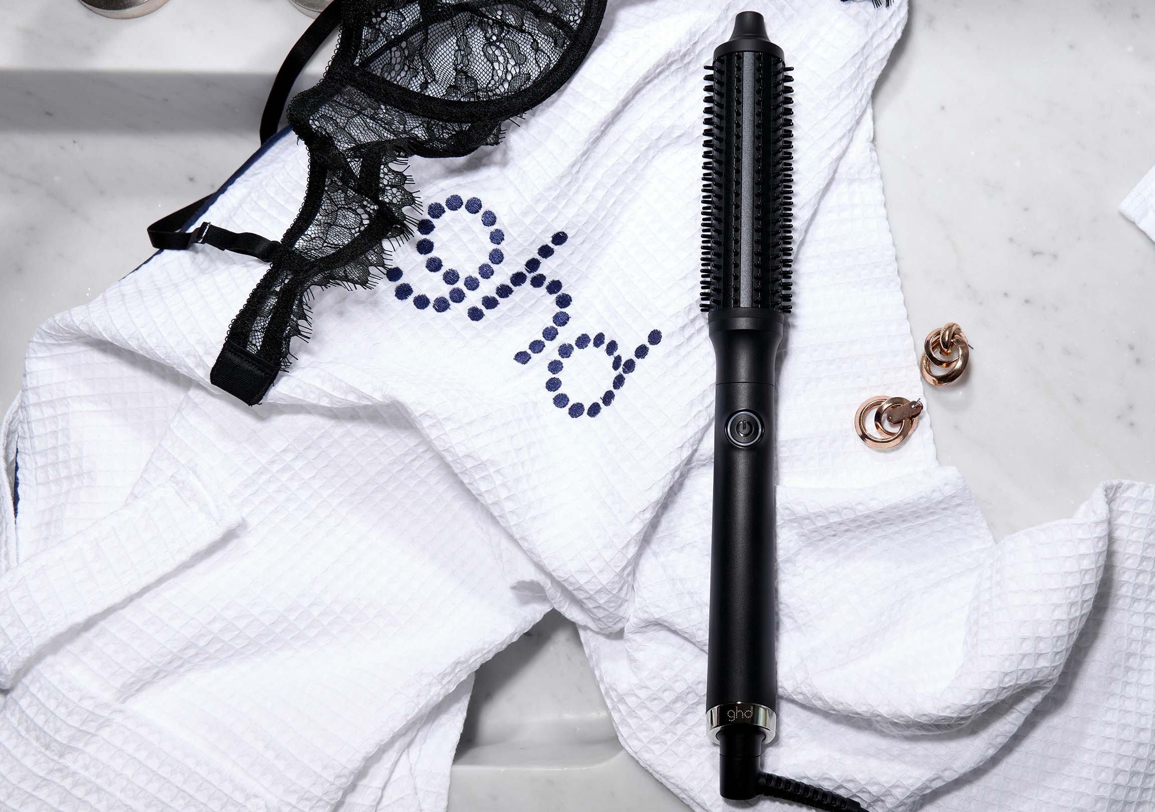 ghd rise hot brush auf ghd Handtuch