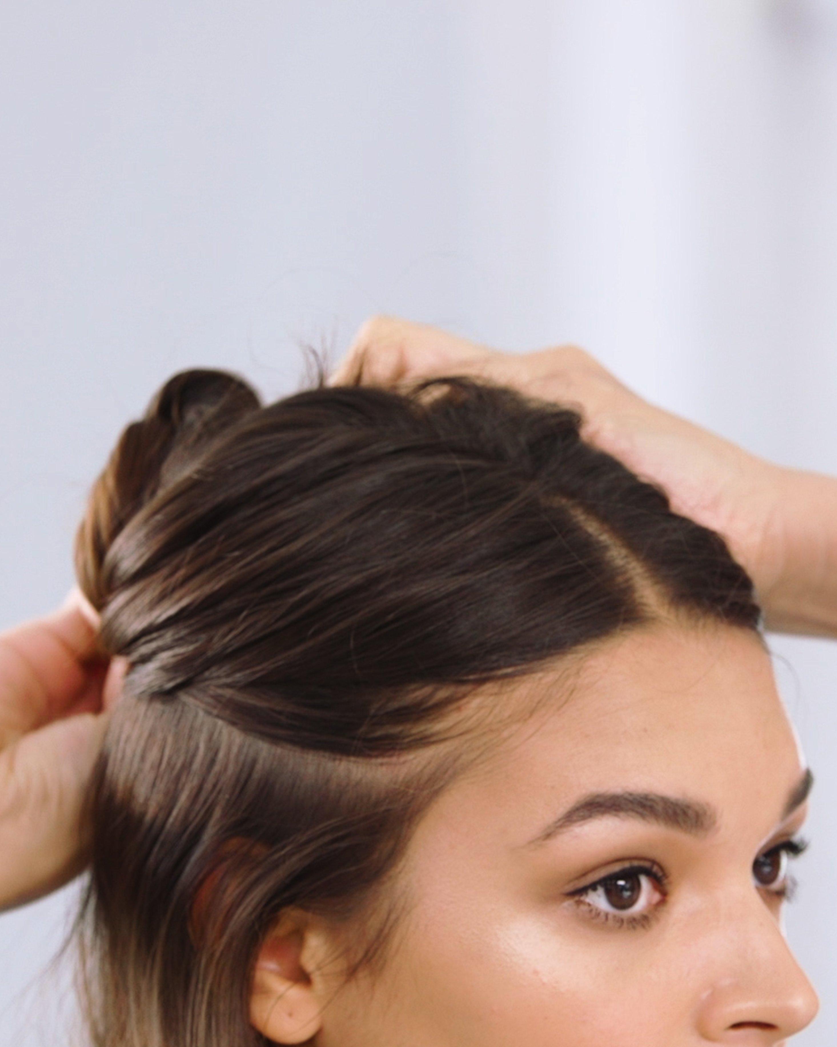 Curl_Short_Hair_With_Straightener_Step_2.jpg