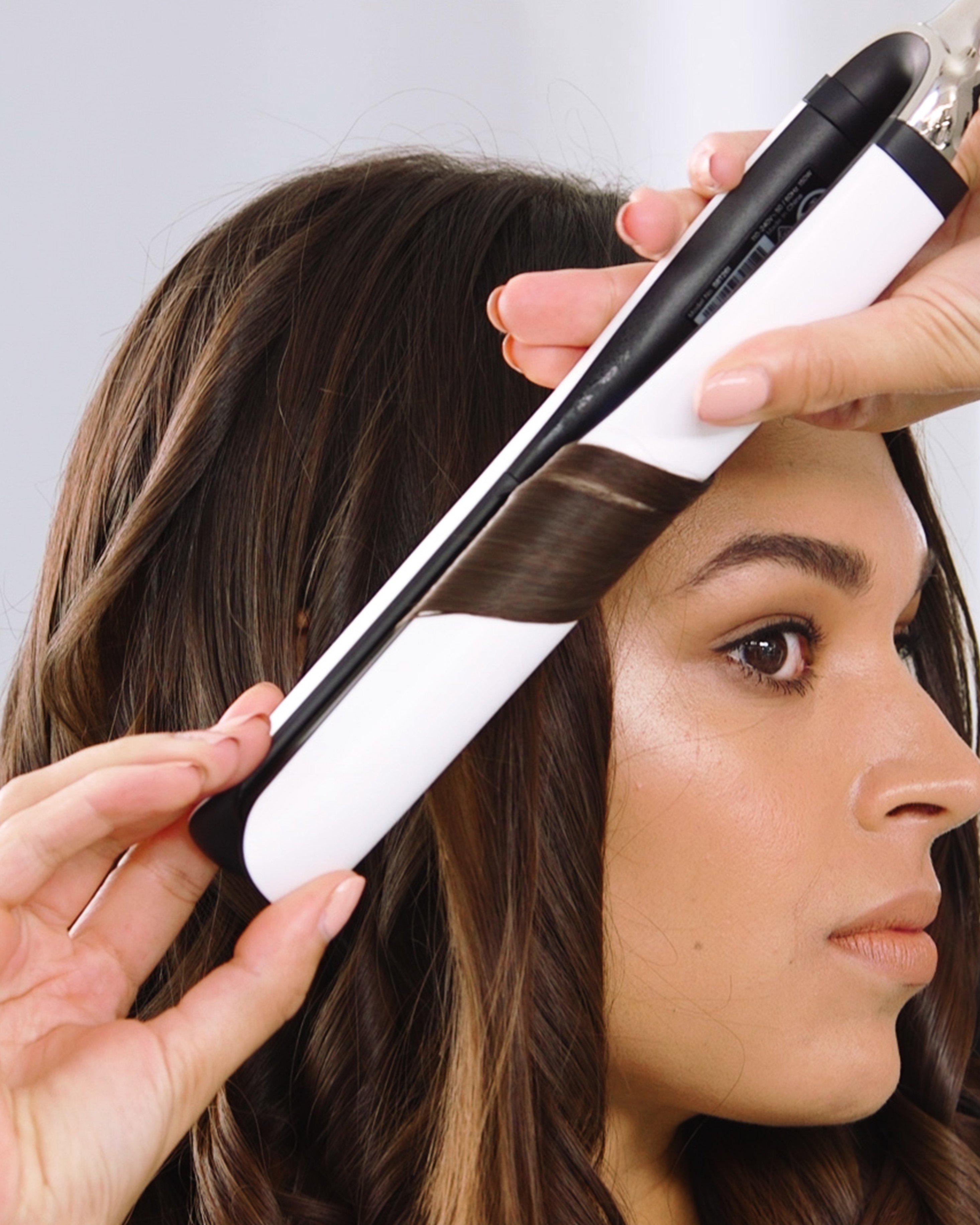 Curl_Short_Hair_With_Straightener_Step_7.jpg