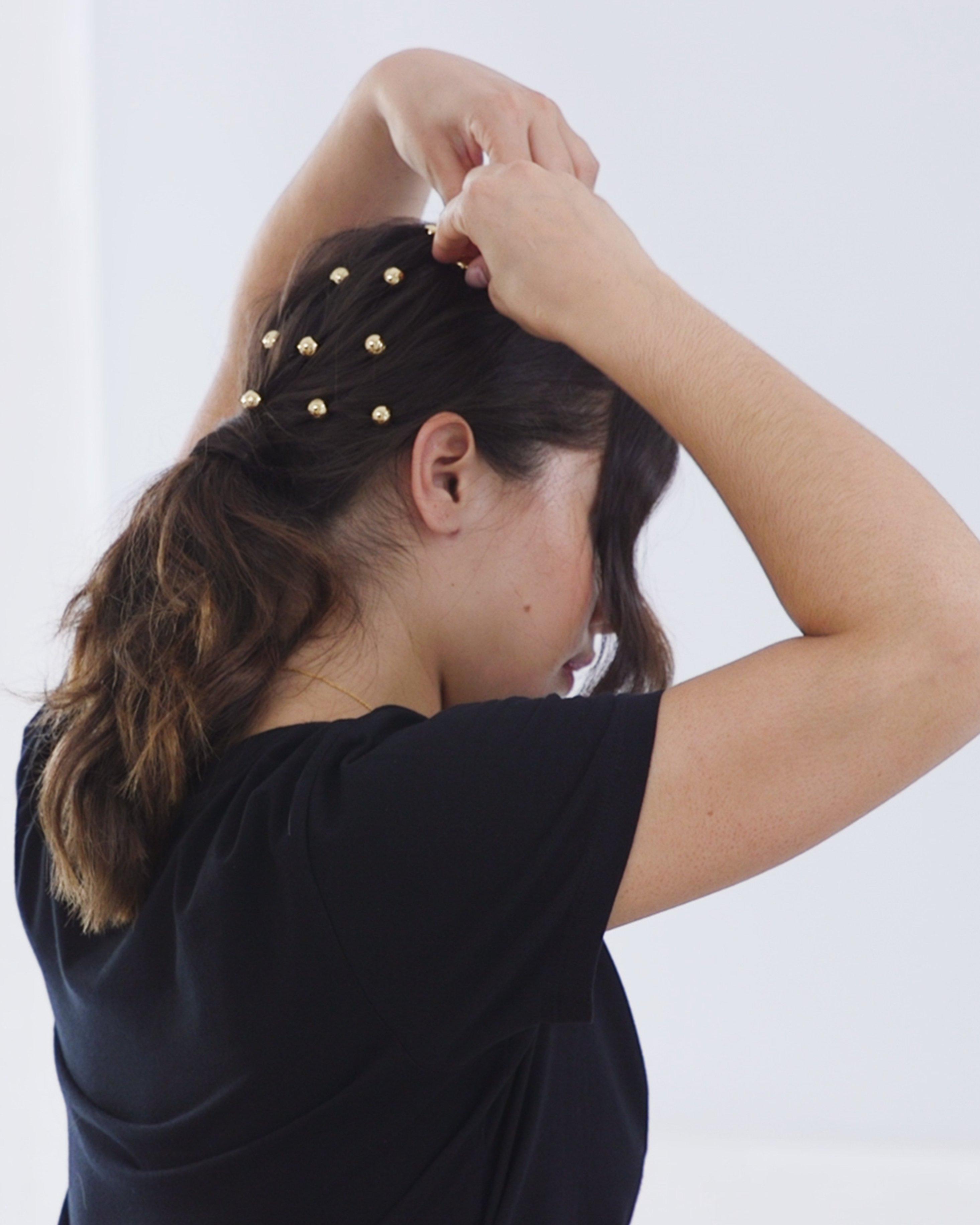 Curly_Ponytail_Step_12_Global.jpg