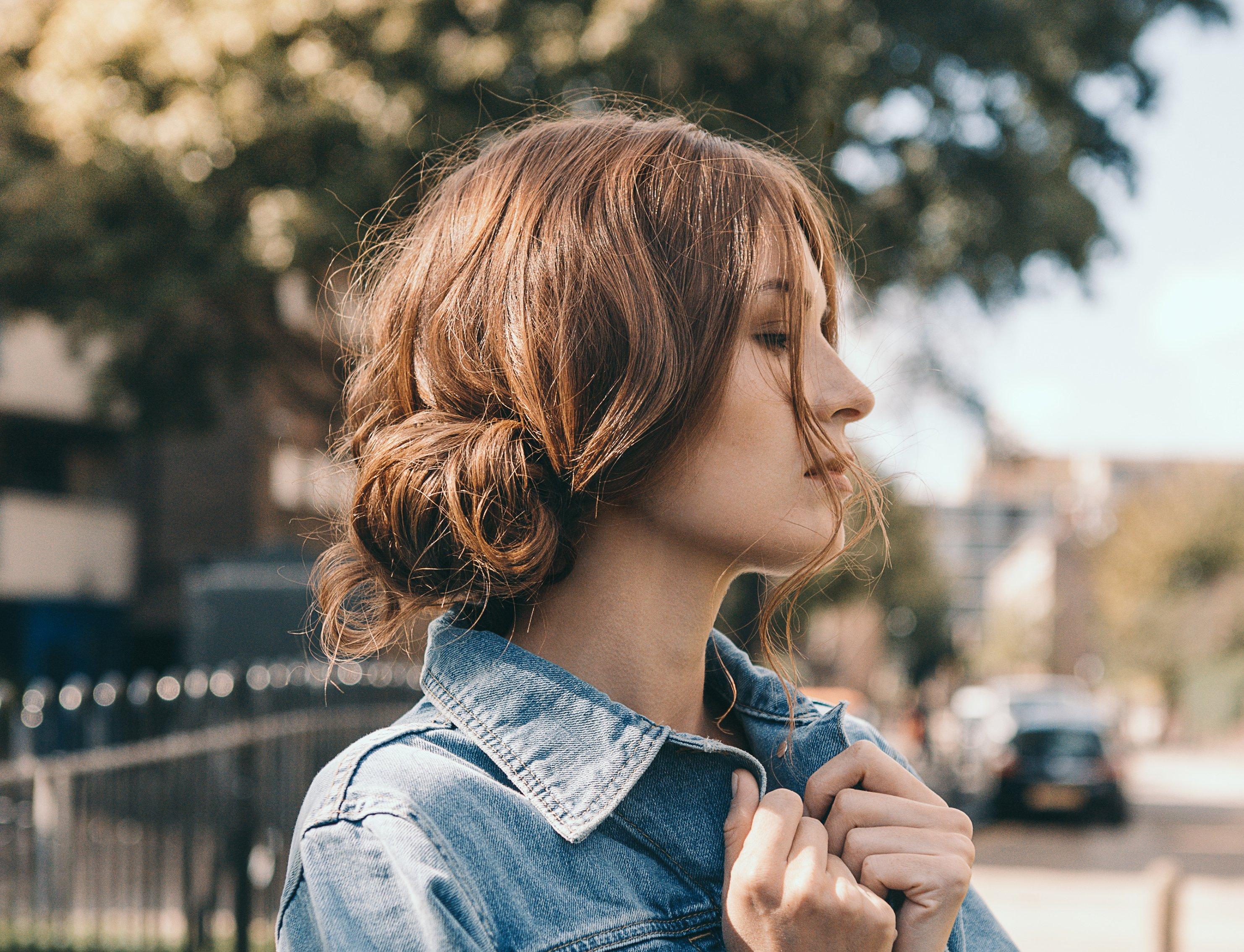 Curly_Wedding_Hairstyles_Split_Banner_9.jpg