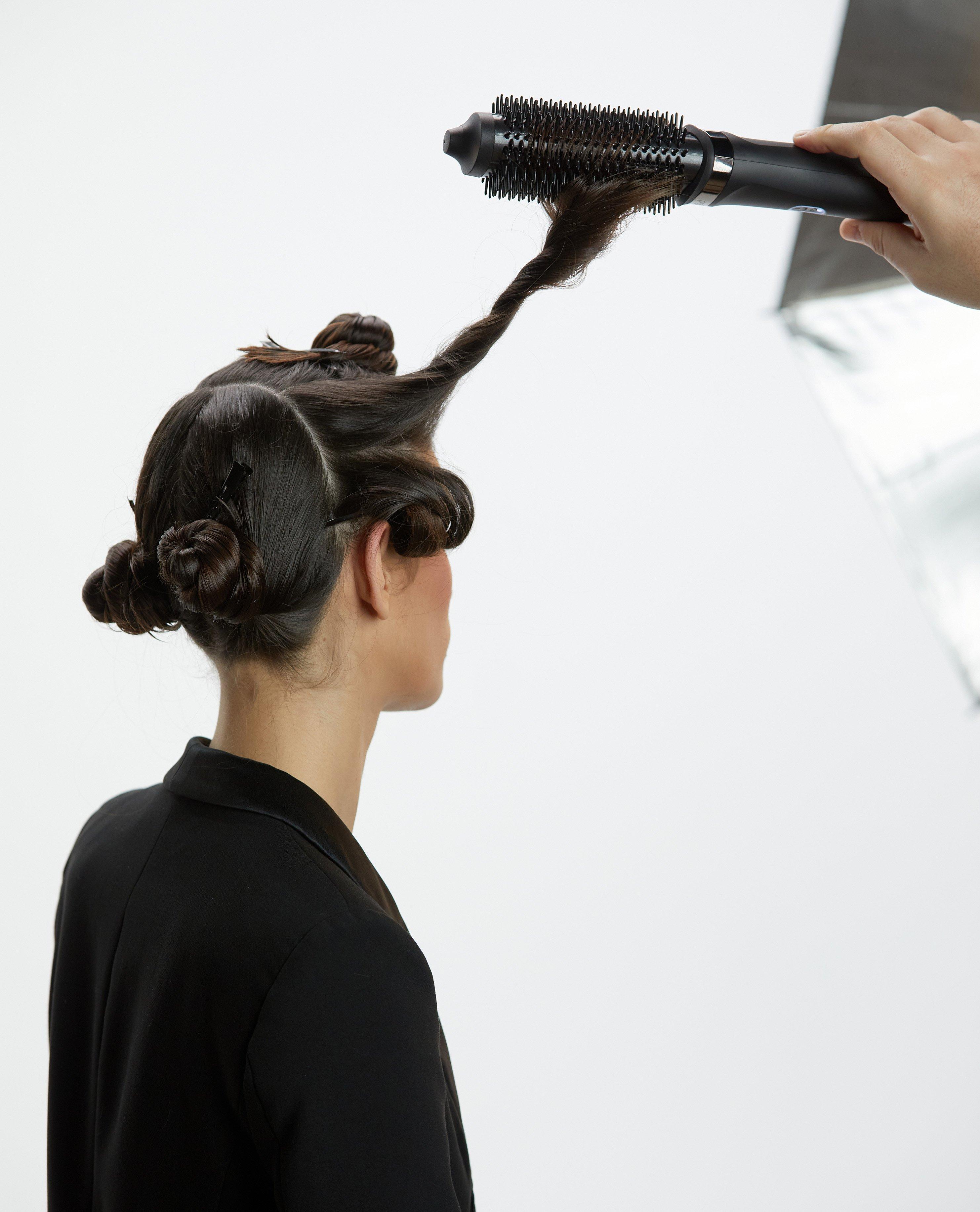 DUETBLOWDRY_90S_BLOW_OUT_Step_10@3x.jpg