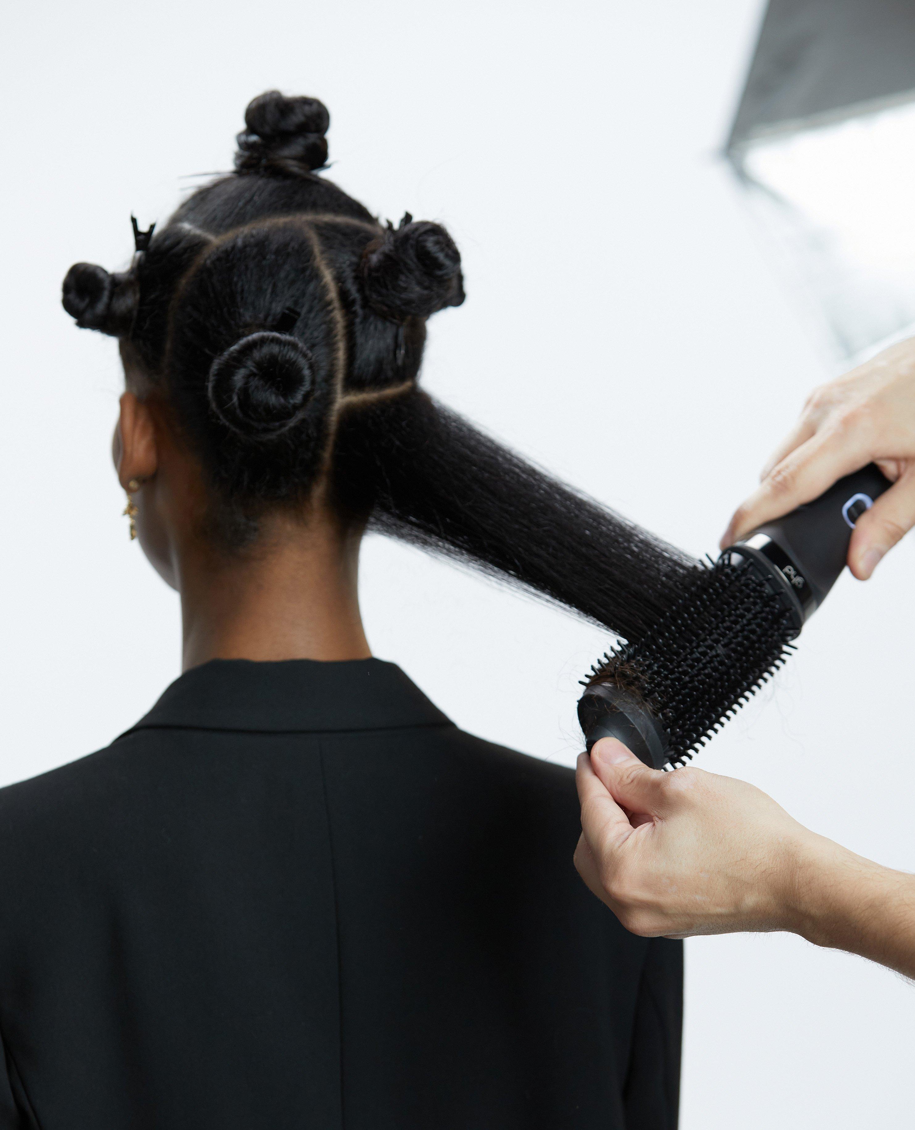 DUETBLOWDRY_SMOOTH_BLOW_OUT_Step9@3x.jpg
