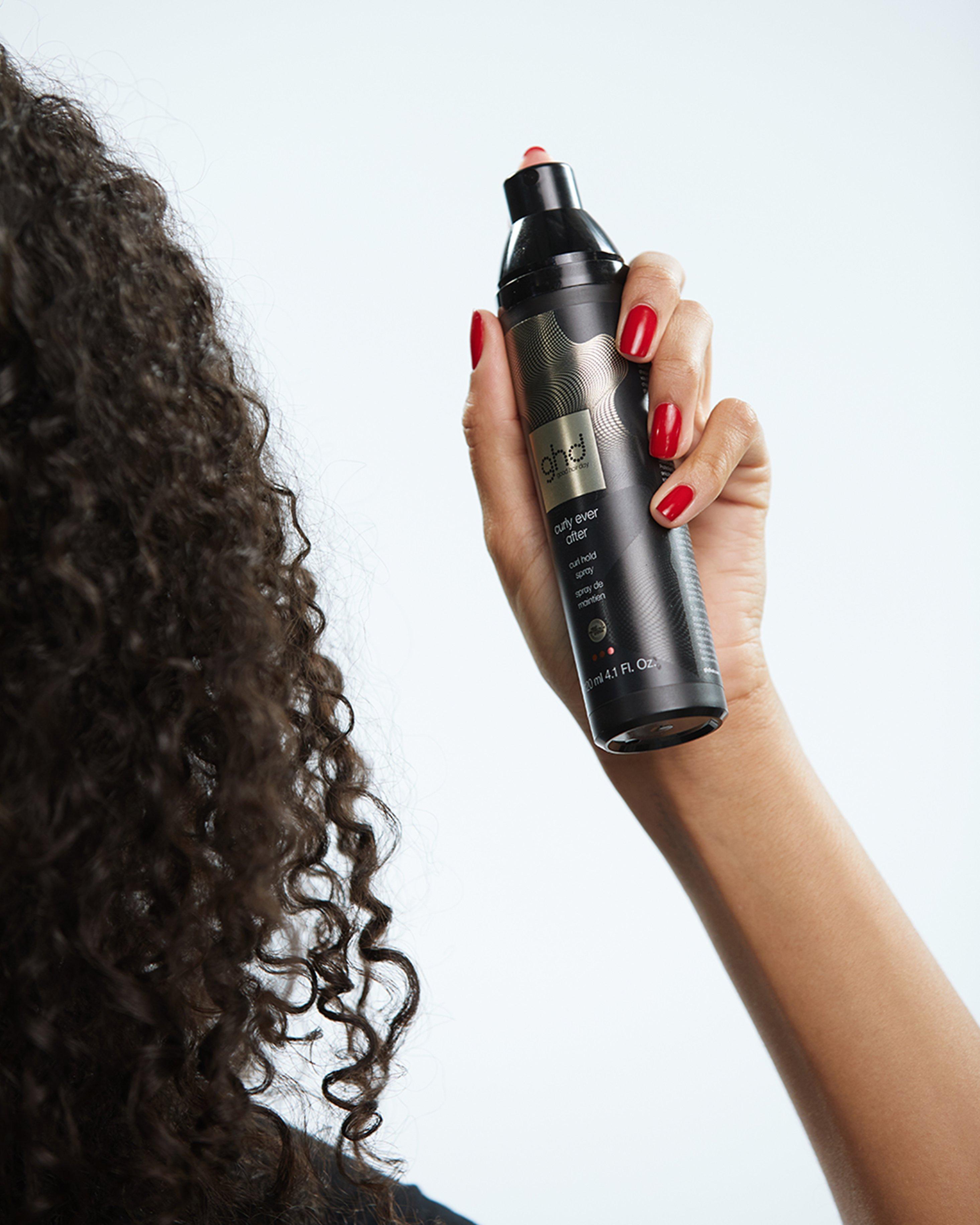 DefiningNaturalCurls_ThinWand_Step_1@3x.jpg