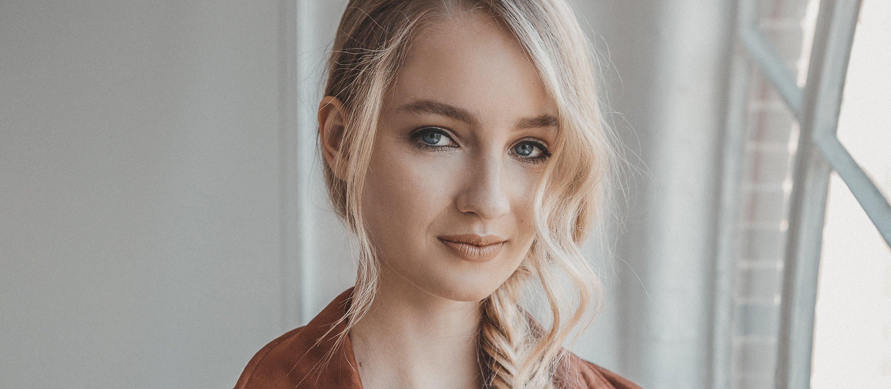 Easy_Side_Fishtail_Header_Image.jpg