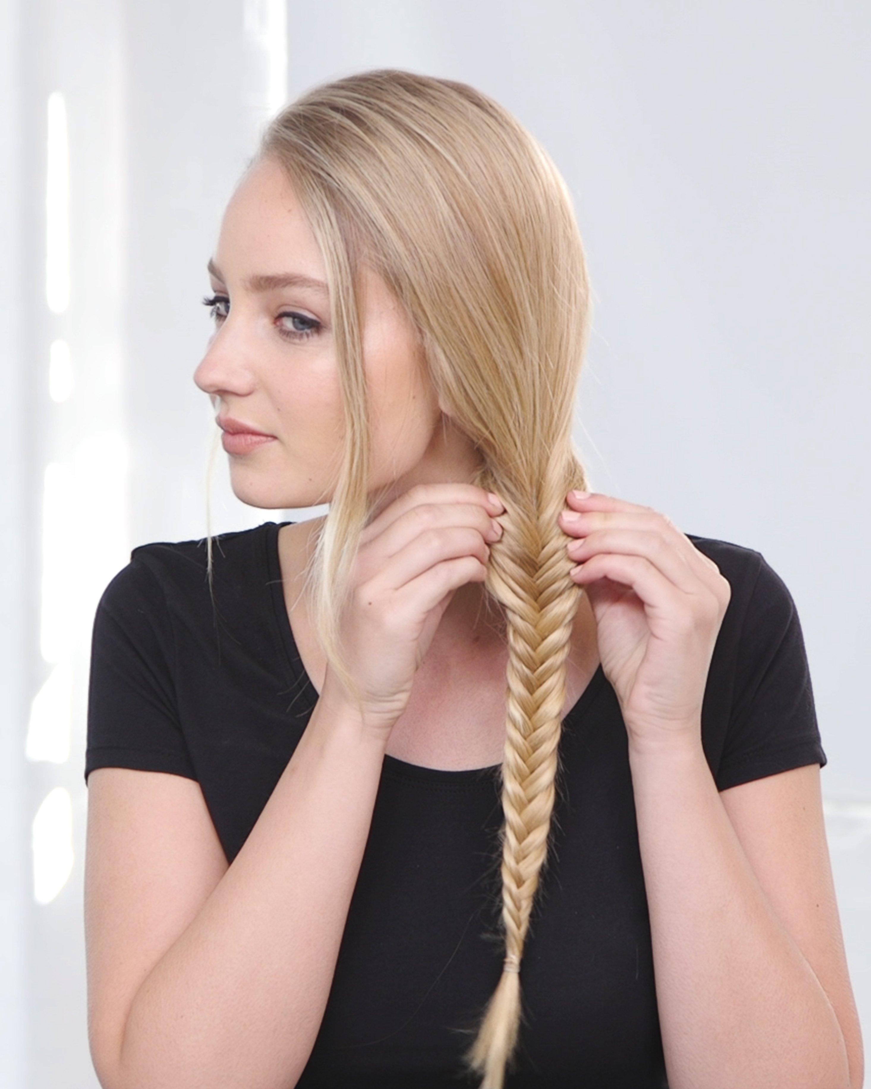 Easy_Side_Fishtail_Step_10_Grid.jpg