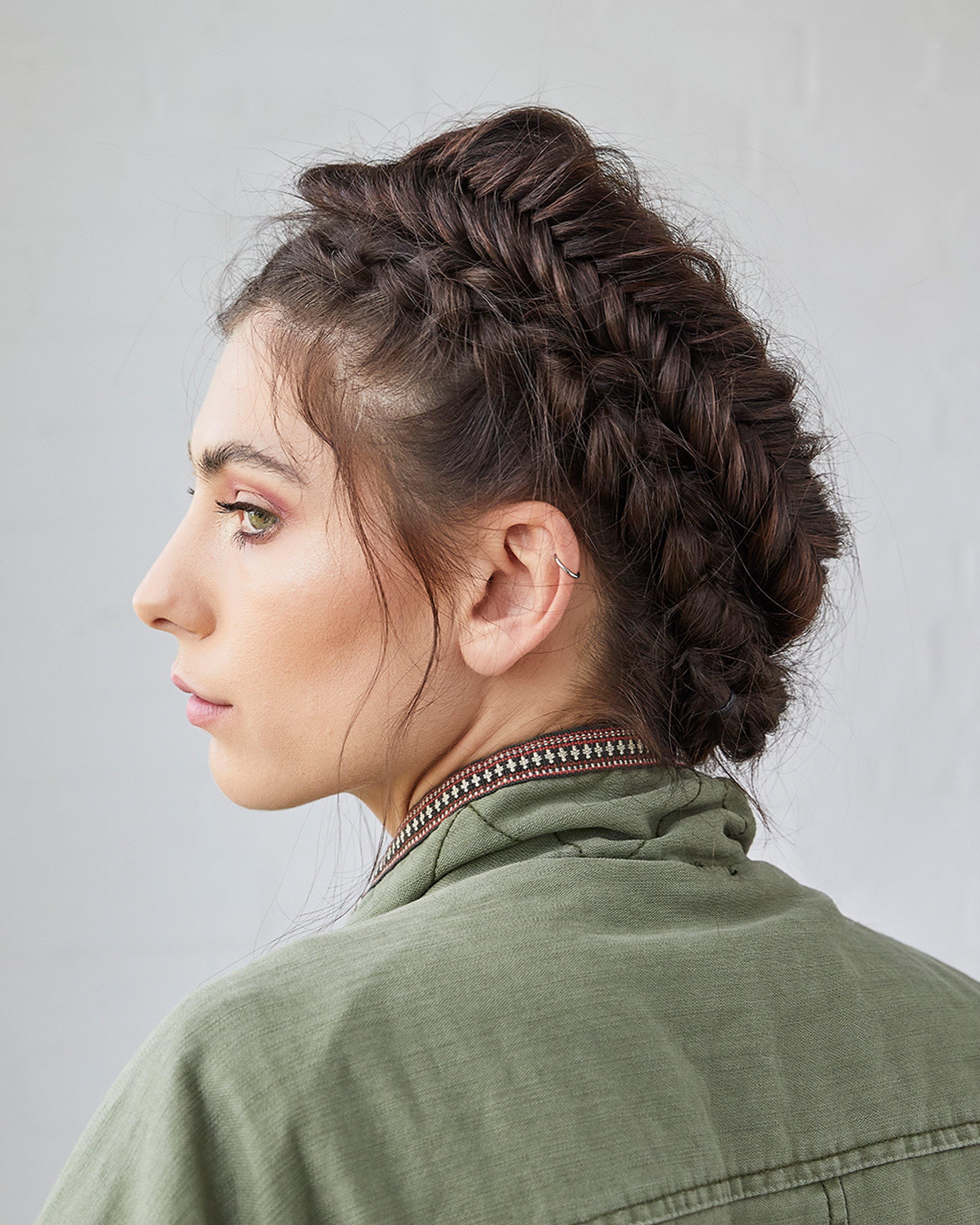 Glam_Updos_For_Long_Hair_Hub_Image@3x_FR.jpg