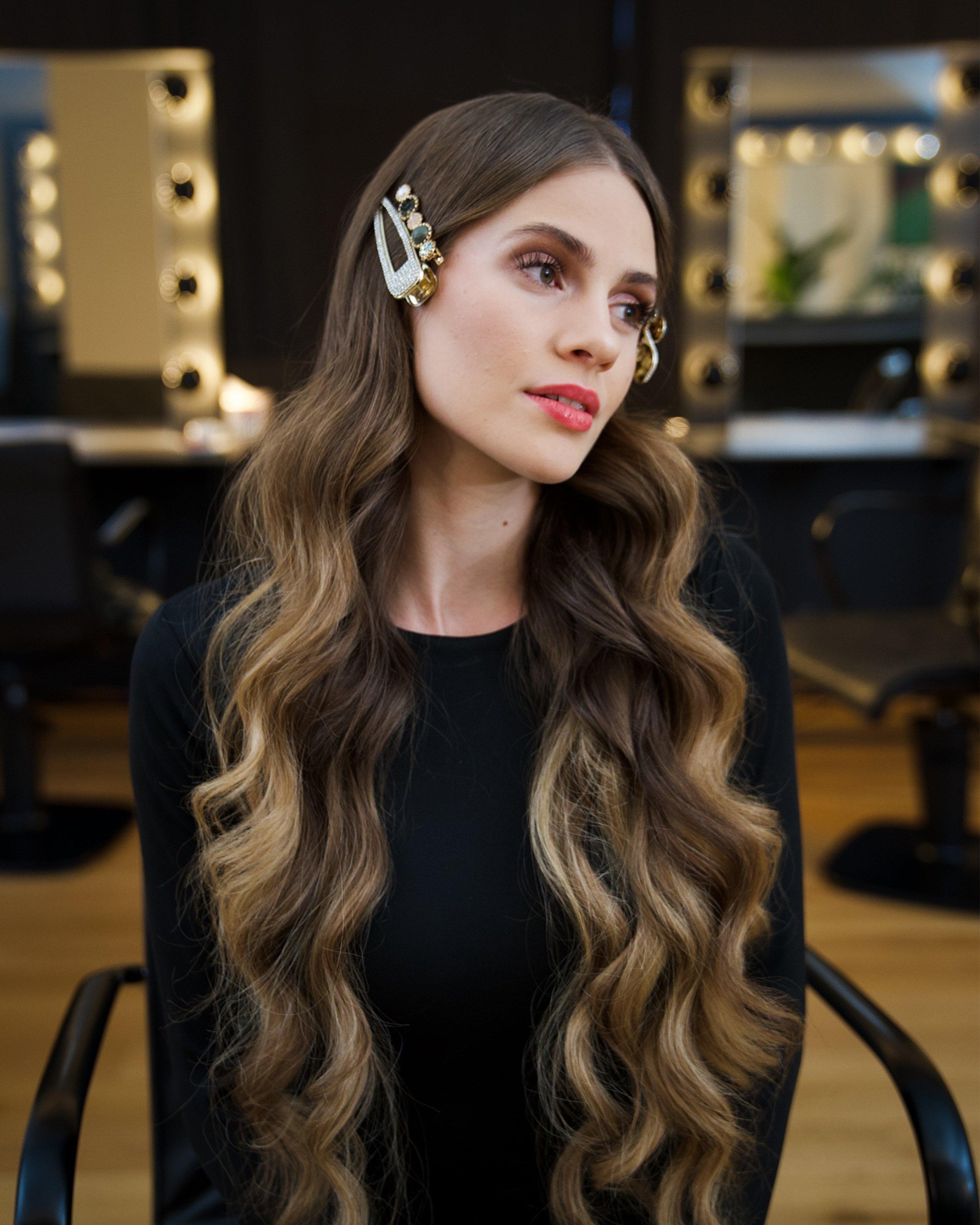 Finaler Glitter Hollywood Waves Look