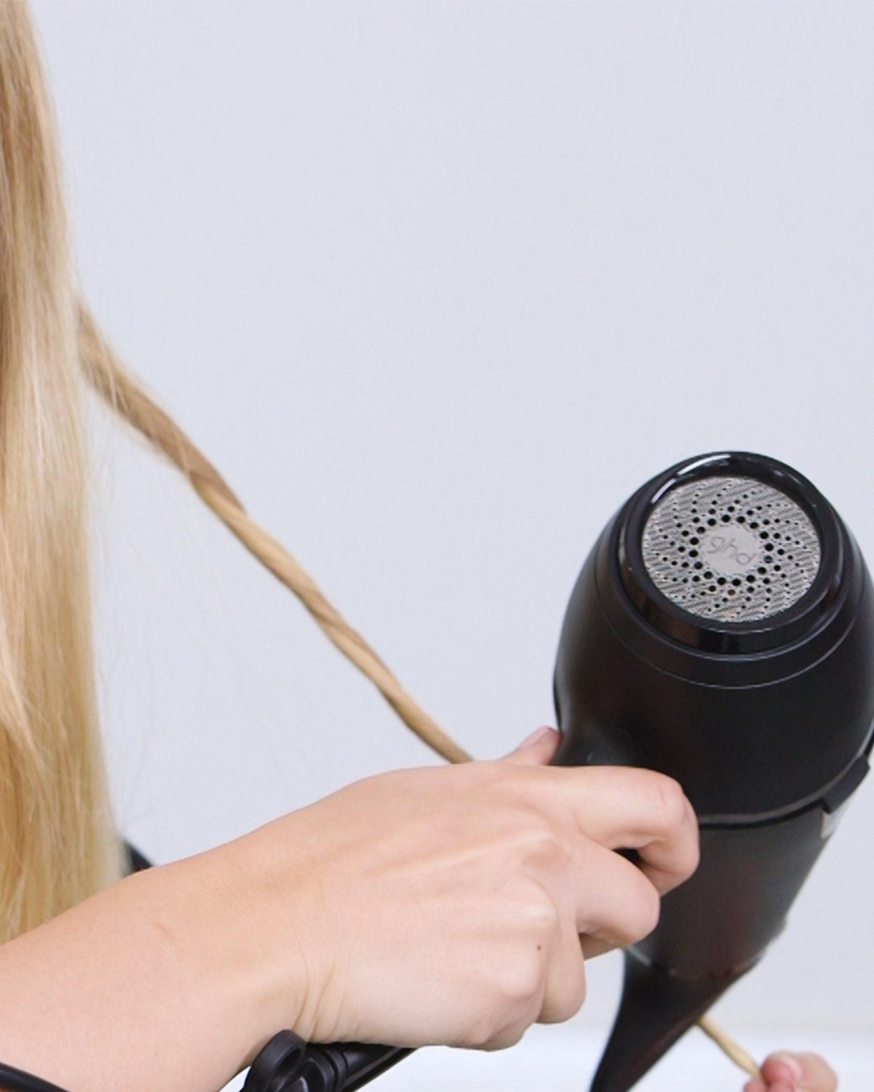 Hair_Up_Twist_Step_2@3x.jpg