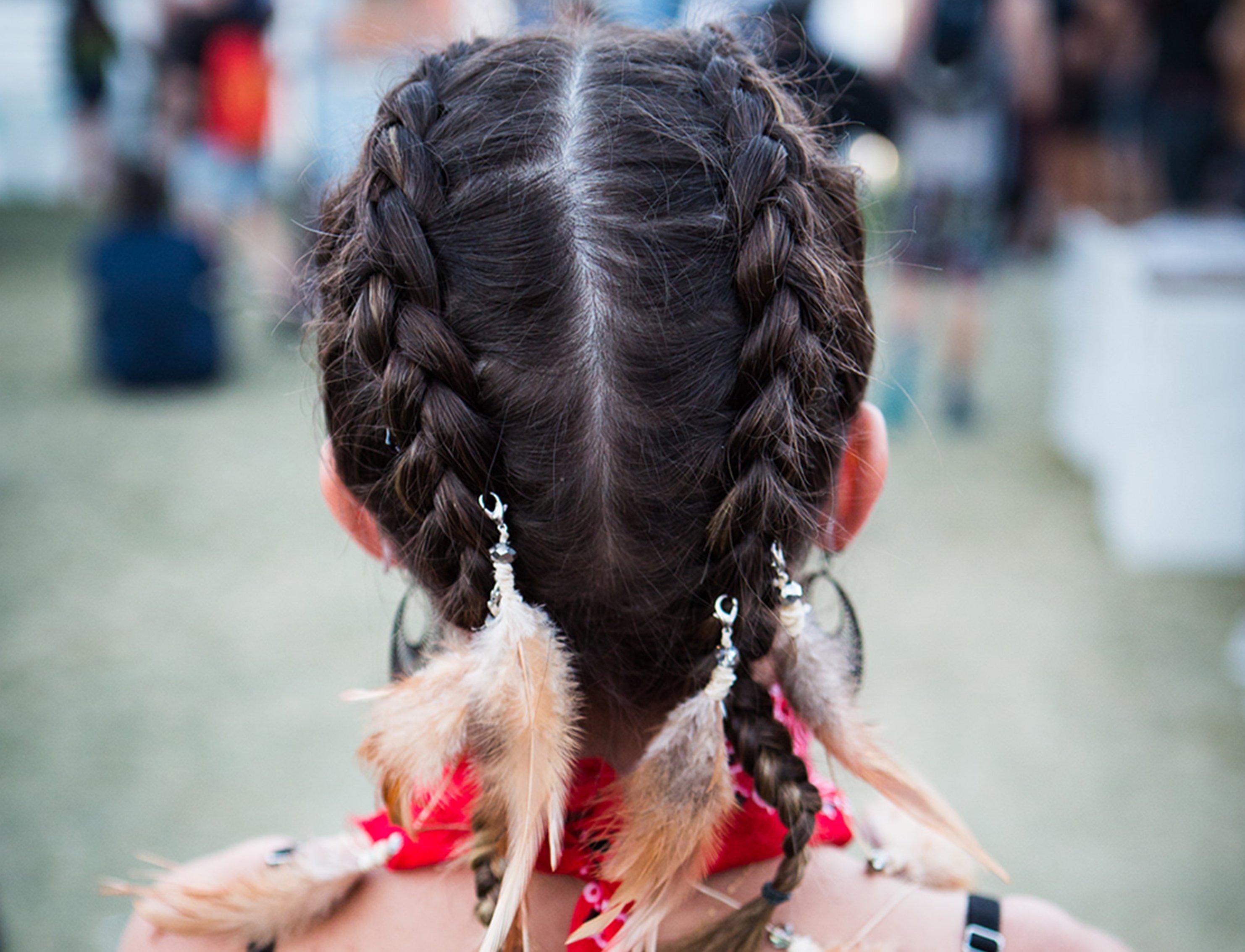 Hottest_Festival_Accessories_Feather_Headpiece_FiftyFifty@3x.jpg