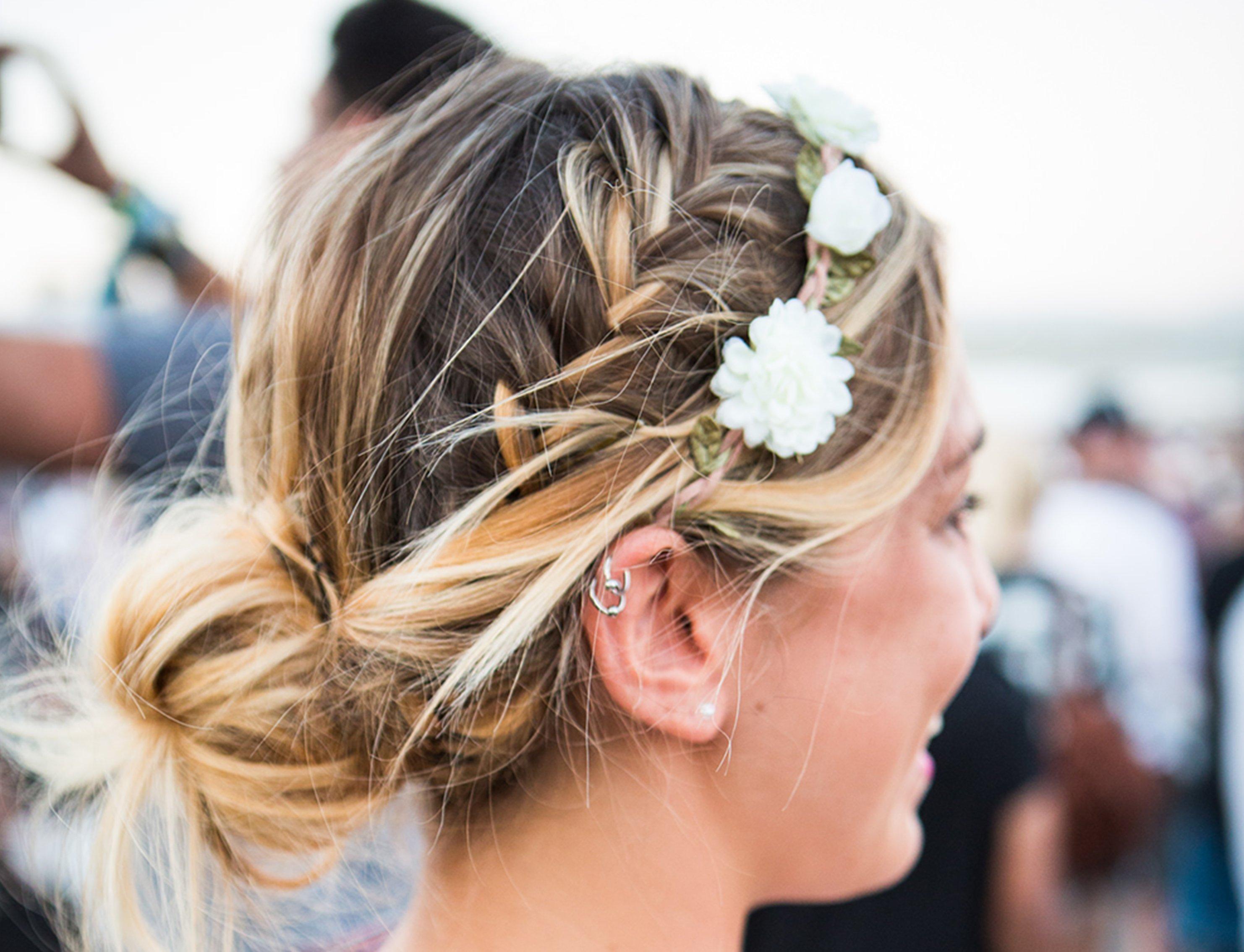 Hottest_Festival_Accessories_Fresh_Flowers_FiftyFifty@3x.jpg