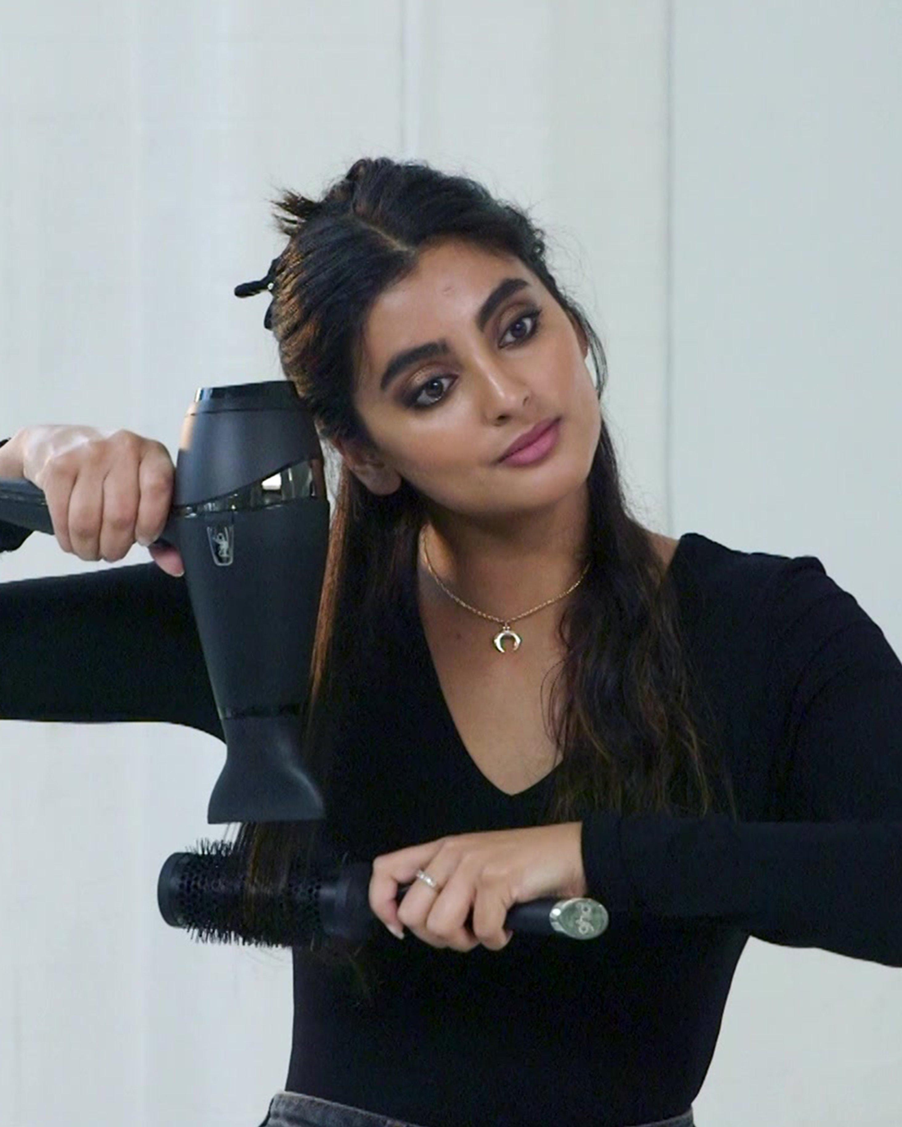 How_To_Blow_Dry_Straight_Step_6@3x.jpg