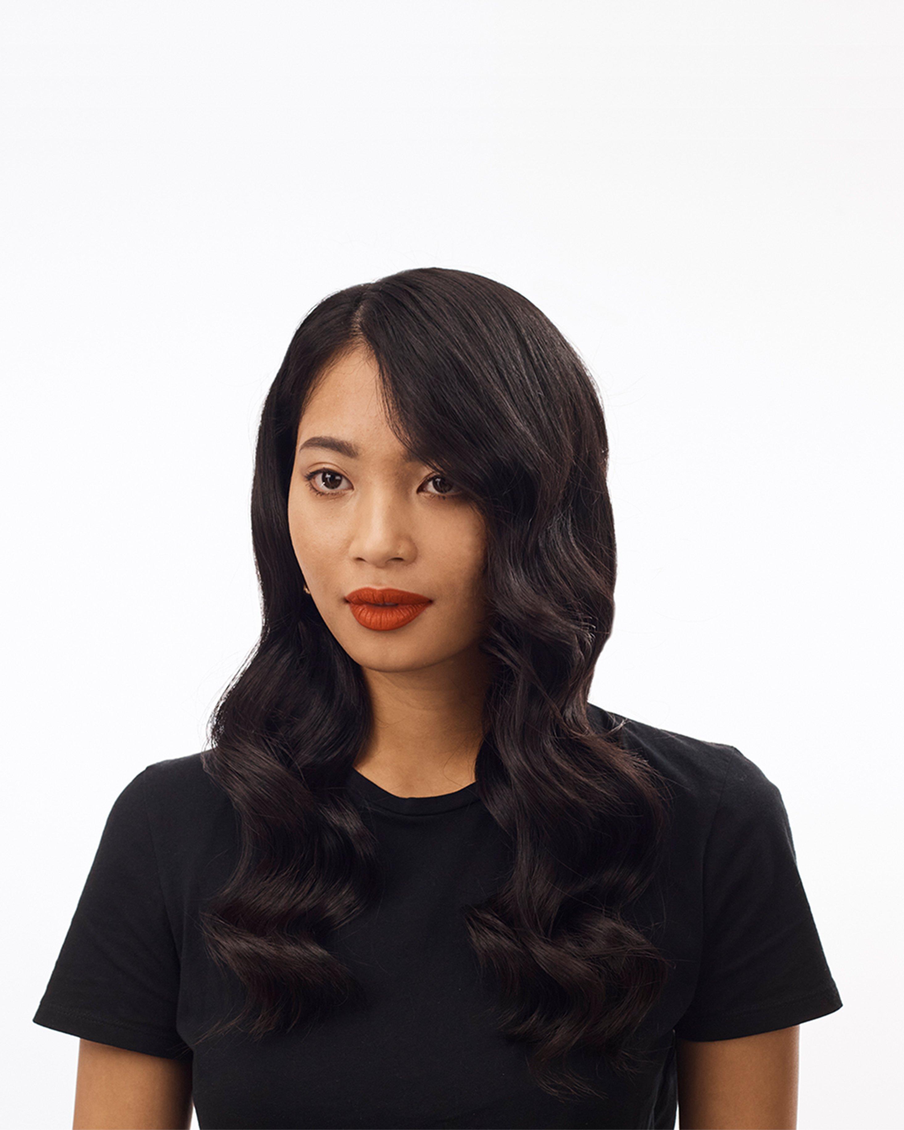 How_To_Get_Silky_Sleek_Waves_Step_6@3x.jpg