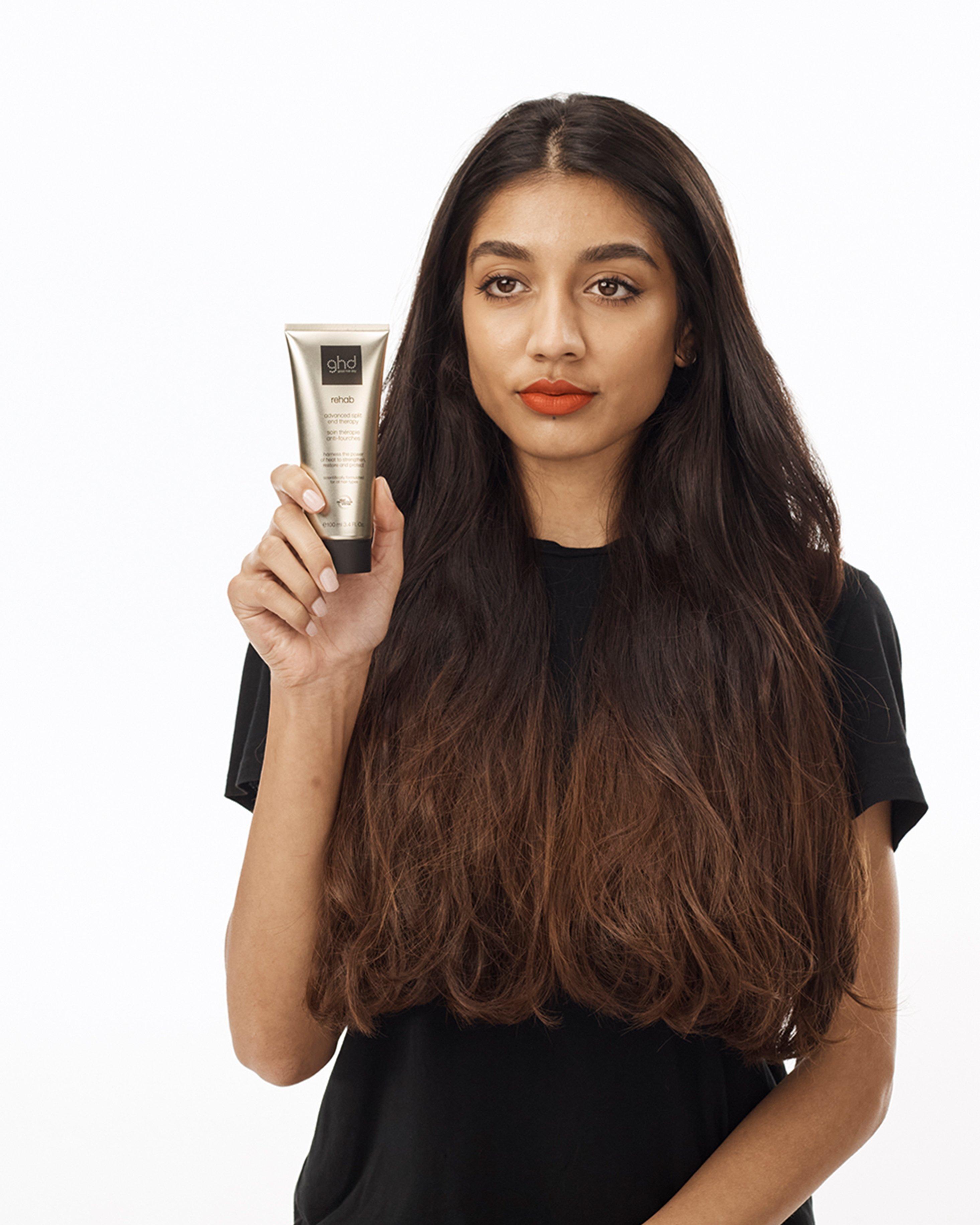How_To_Seal_Split_Ends_Step_1_Global.jpg