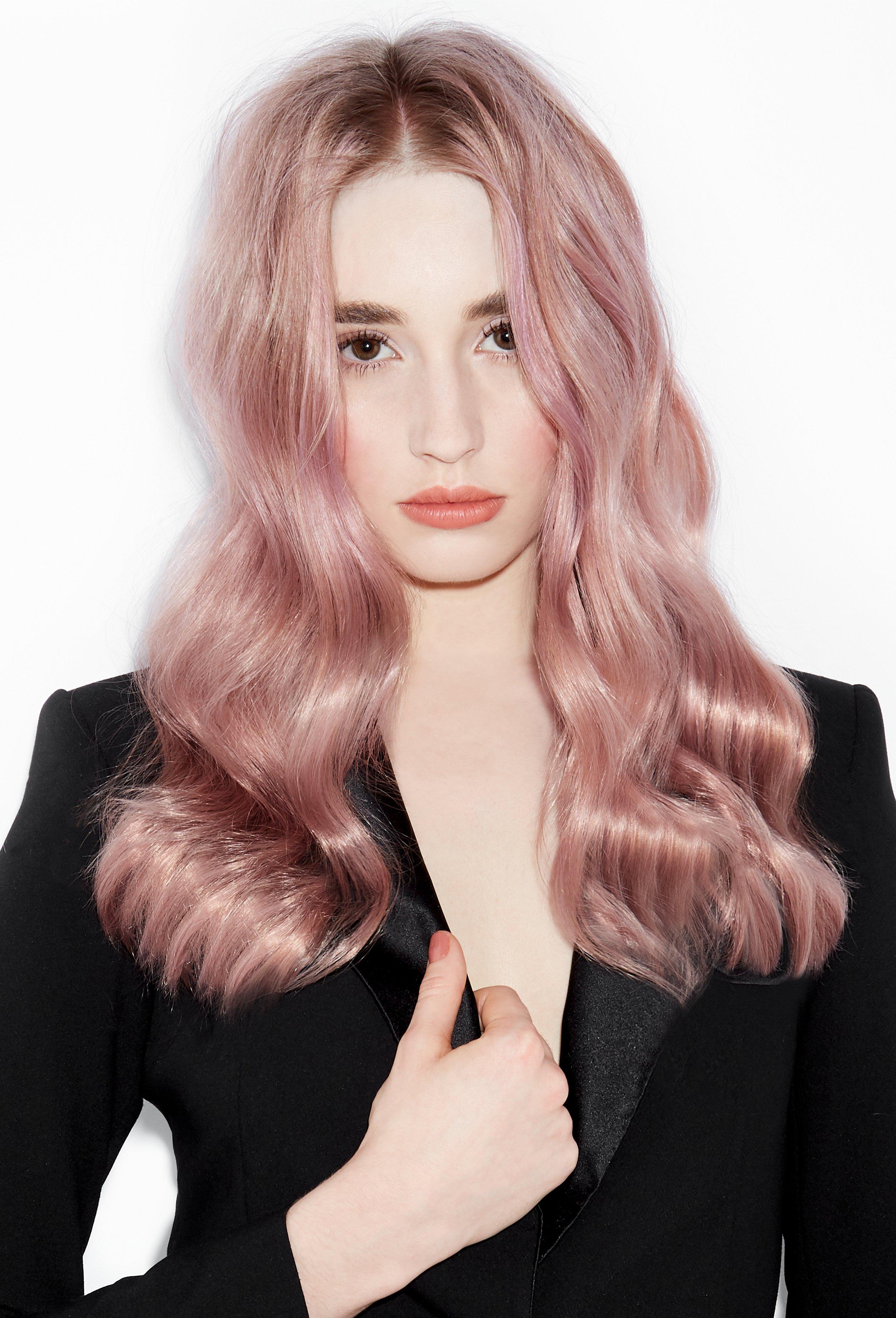 Length_Hub_Mid-Length_Hairstyles_Carousel.jpg