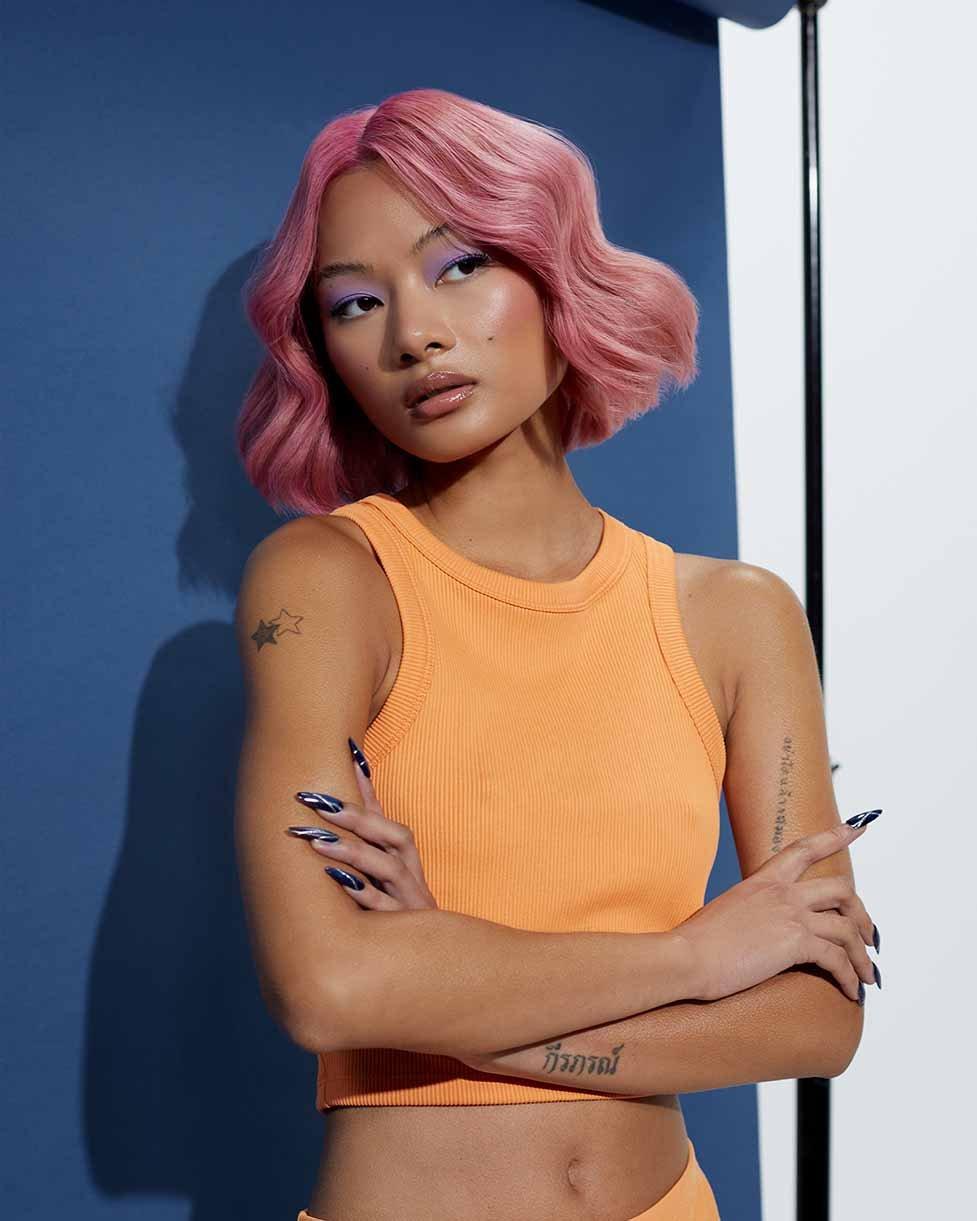 Pinker Bob mit Wellen gestylt von ghd duet style