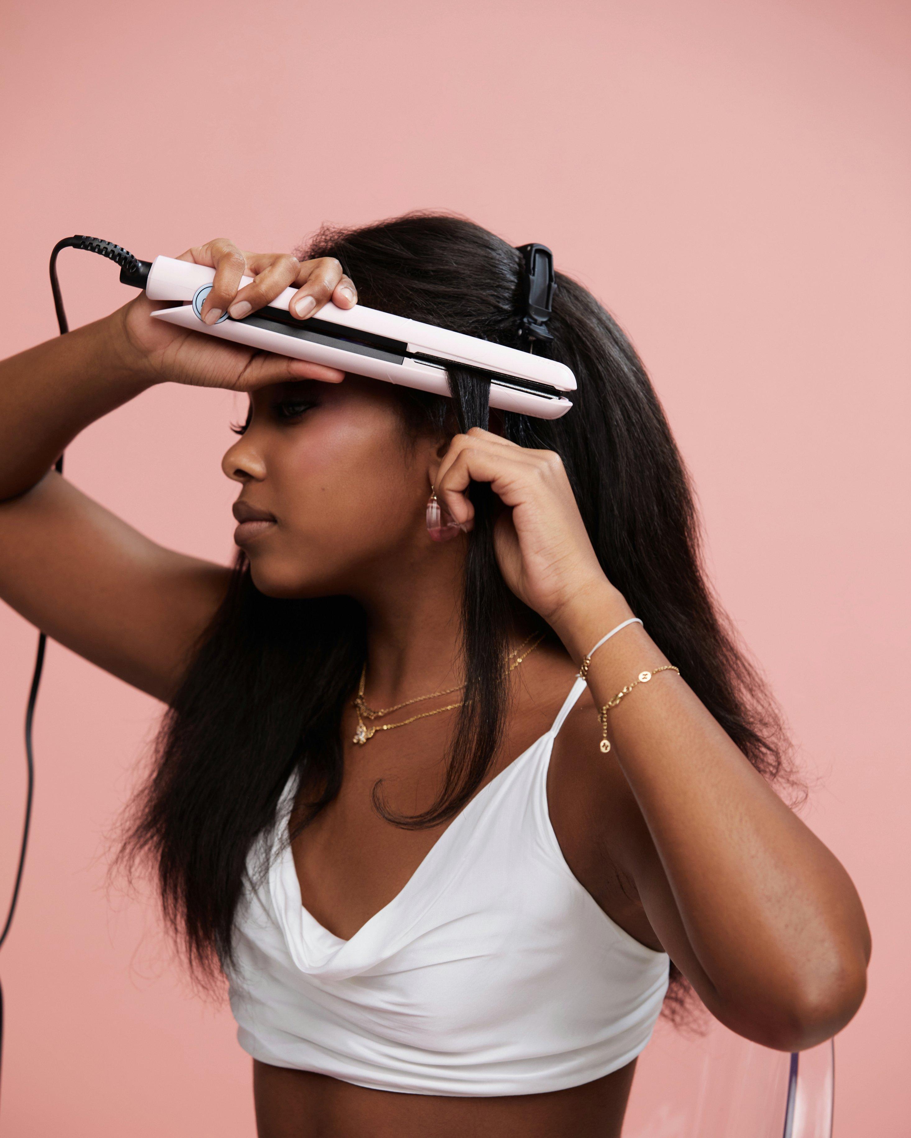 SS22_Hairstyles_Gabby_Step_3_Global.jpg