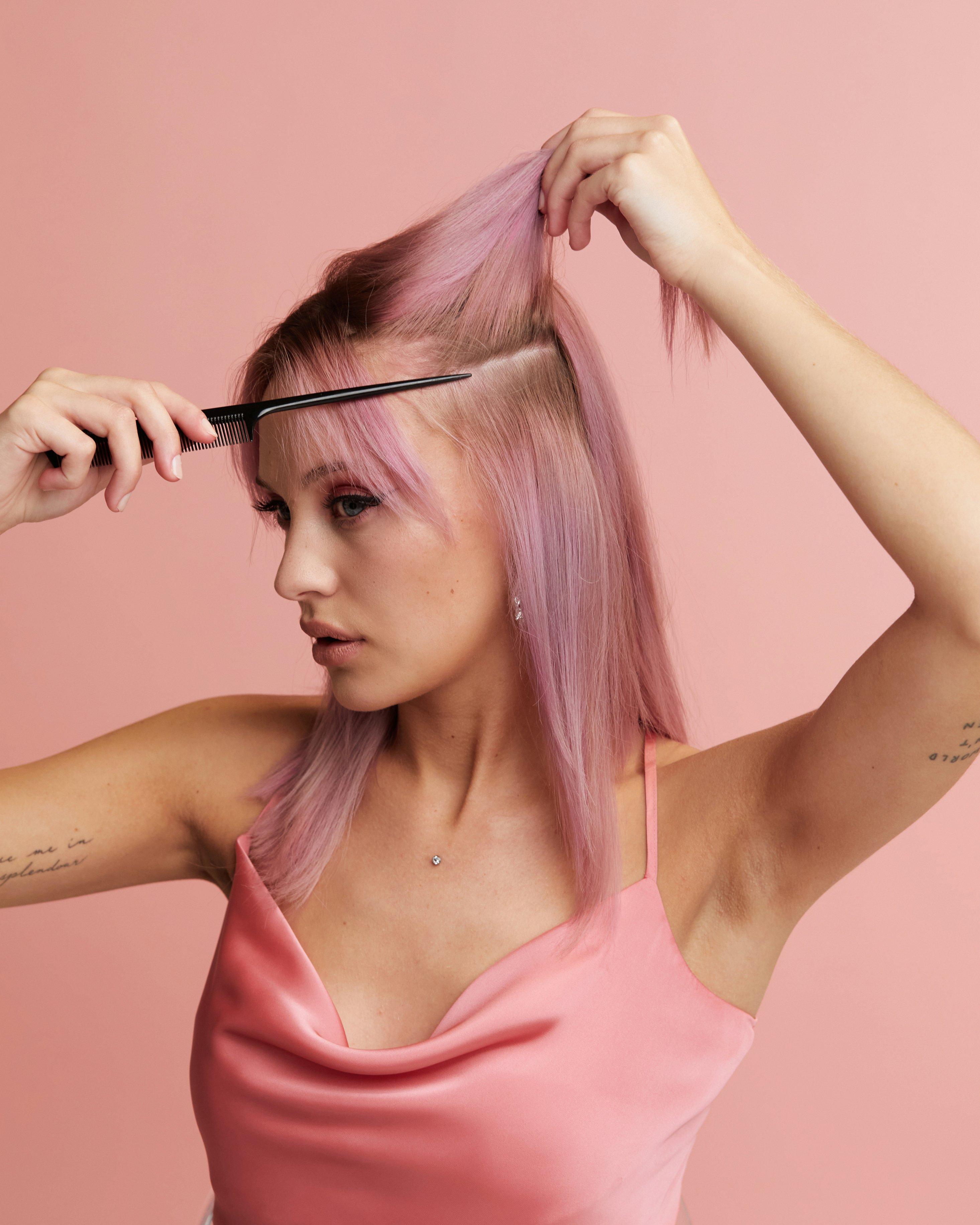 SS22_Hairstyles_Grunge_Waves_Step_2_Global.jpg