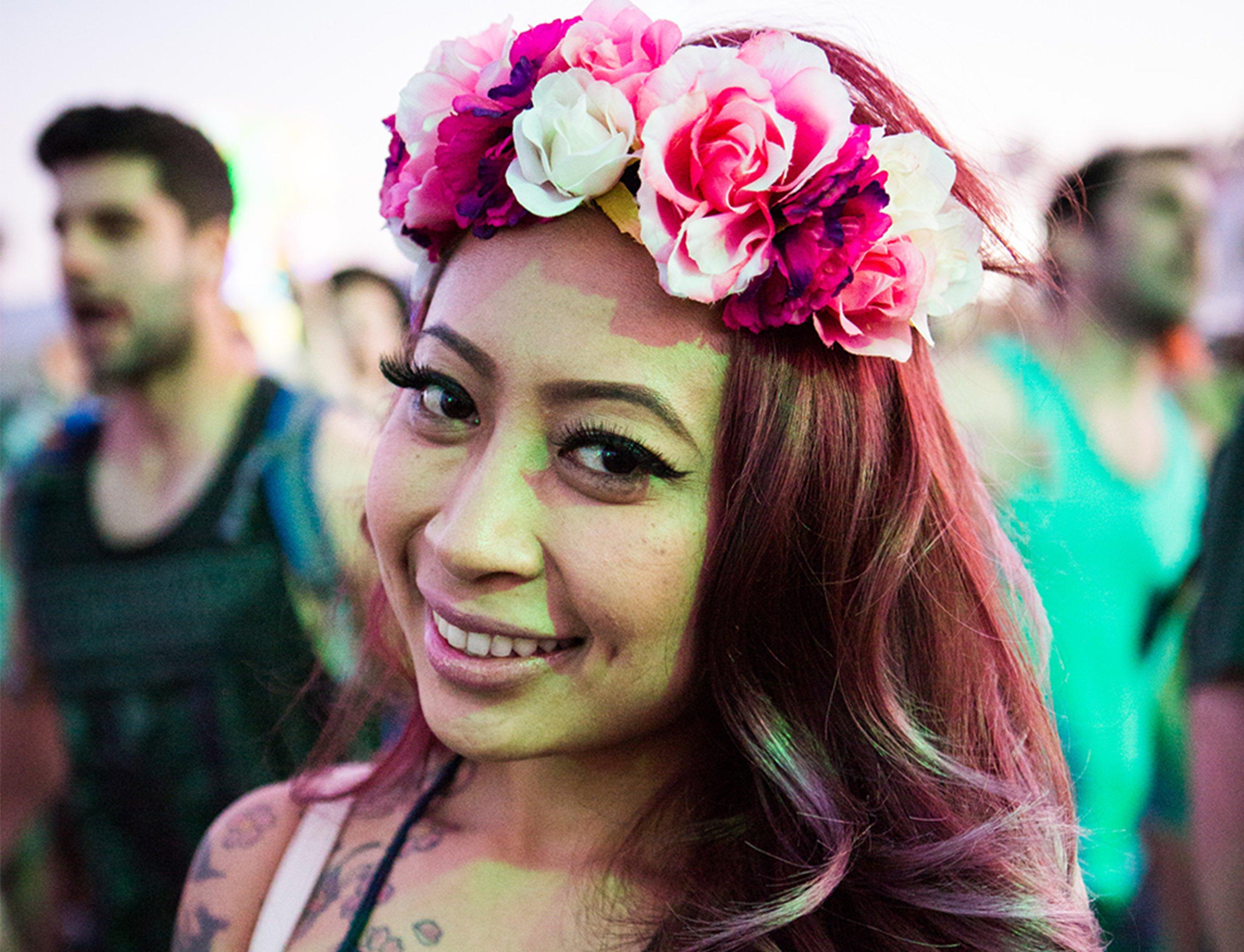 Short_Hair_Round_Face_Headband_SplitBanner_Global