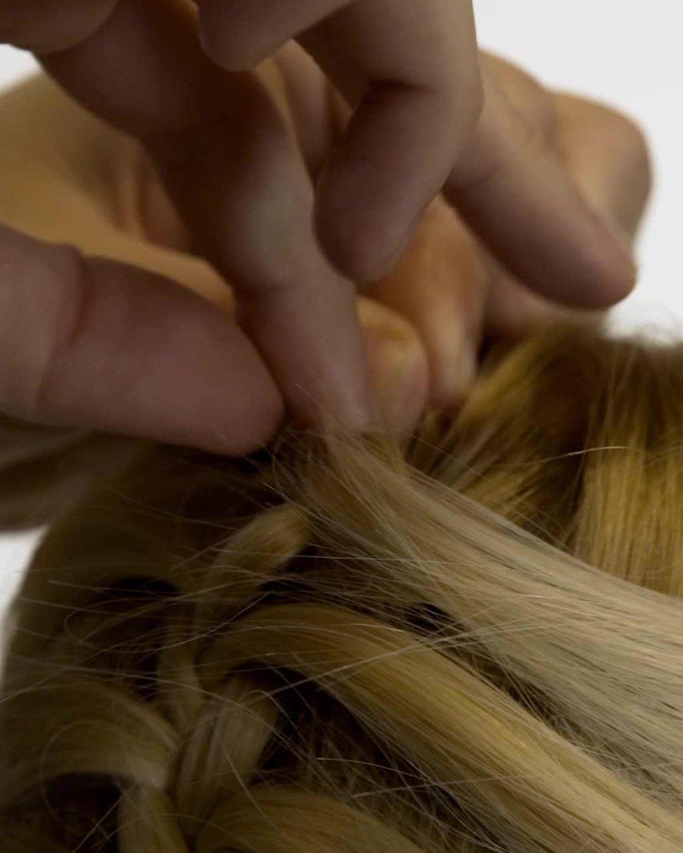 Skeleton_Braid_Step_5.jpg