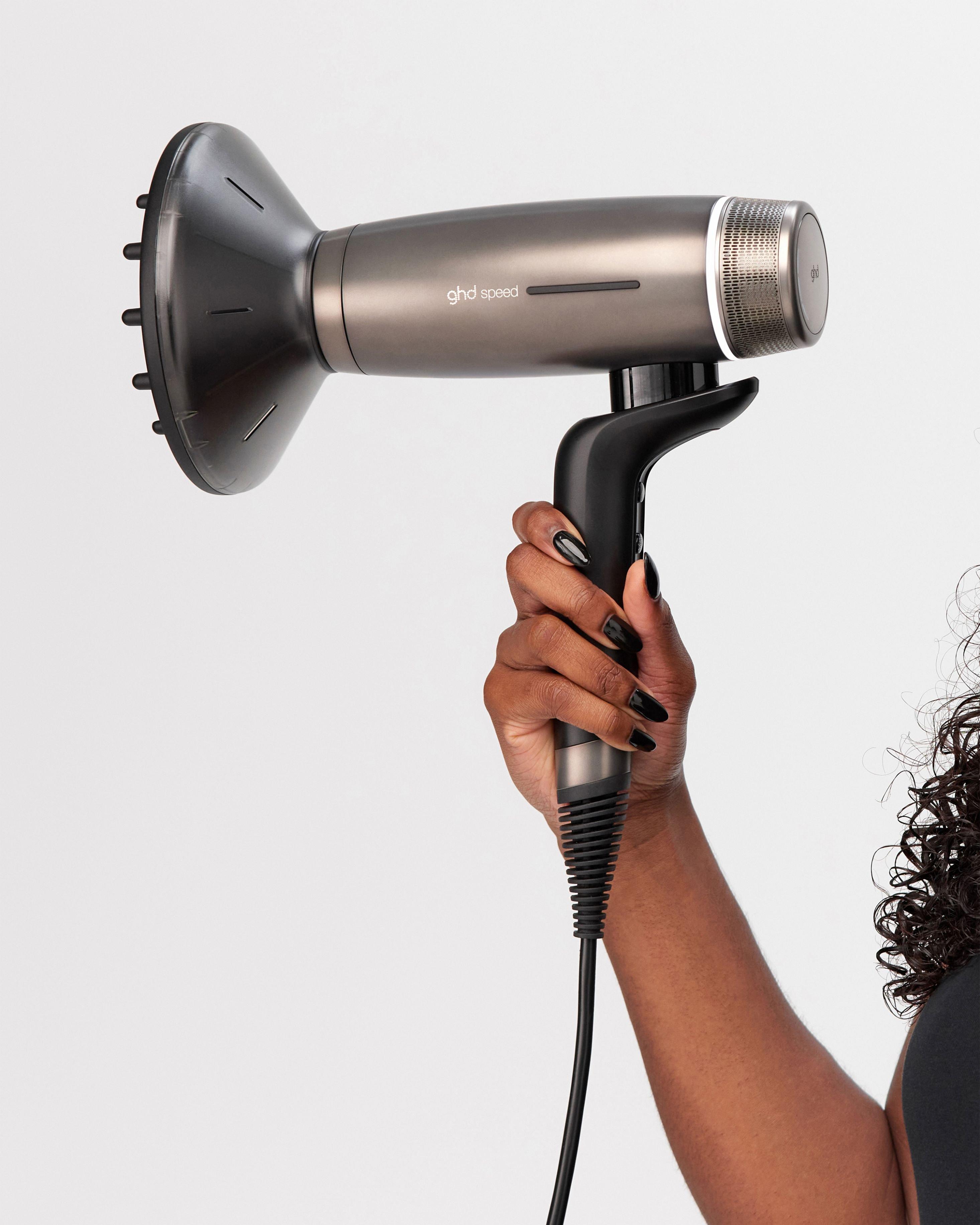 Speed26_DiffusedCurls_SBS_05