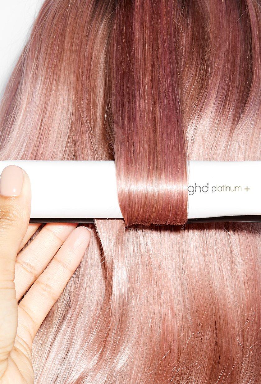 platinum+ Styler in pinkem Haar