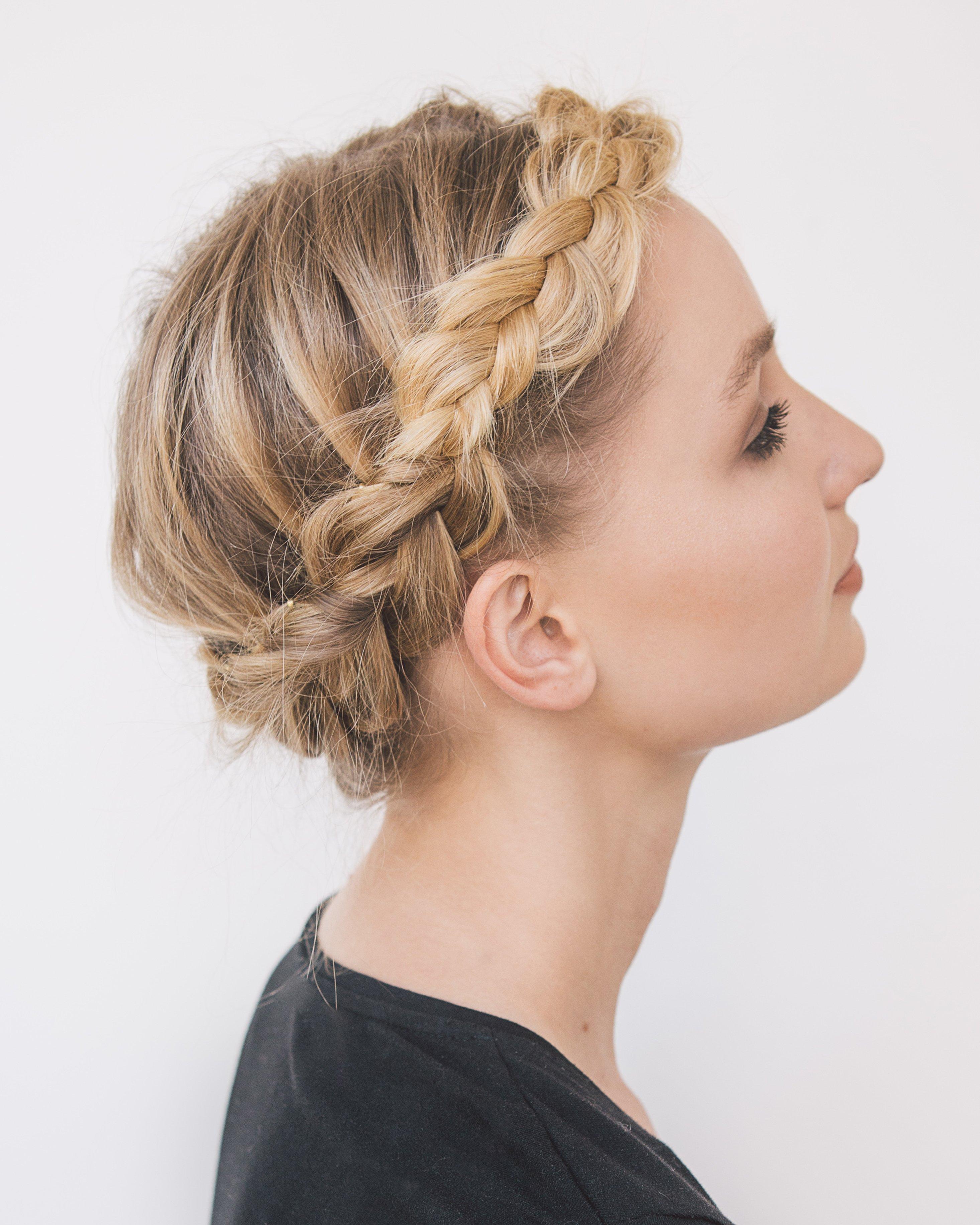 Stunning_Bridesmaids_Updos_Hub_Image.jpg