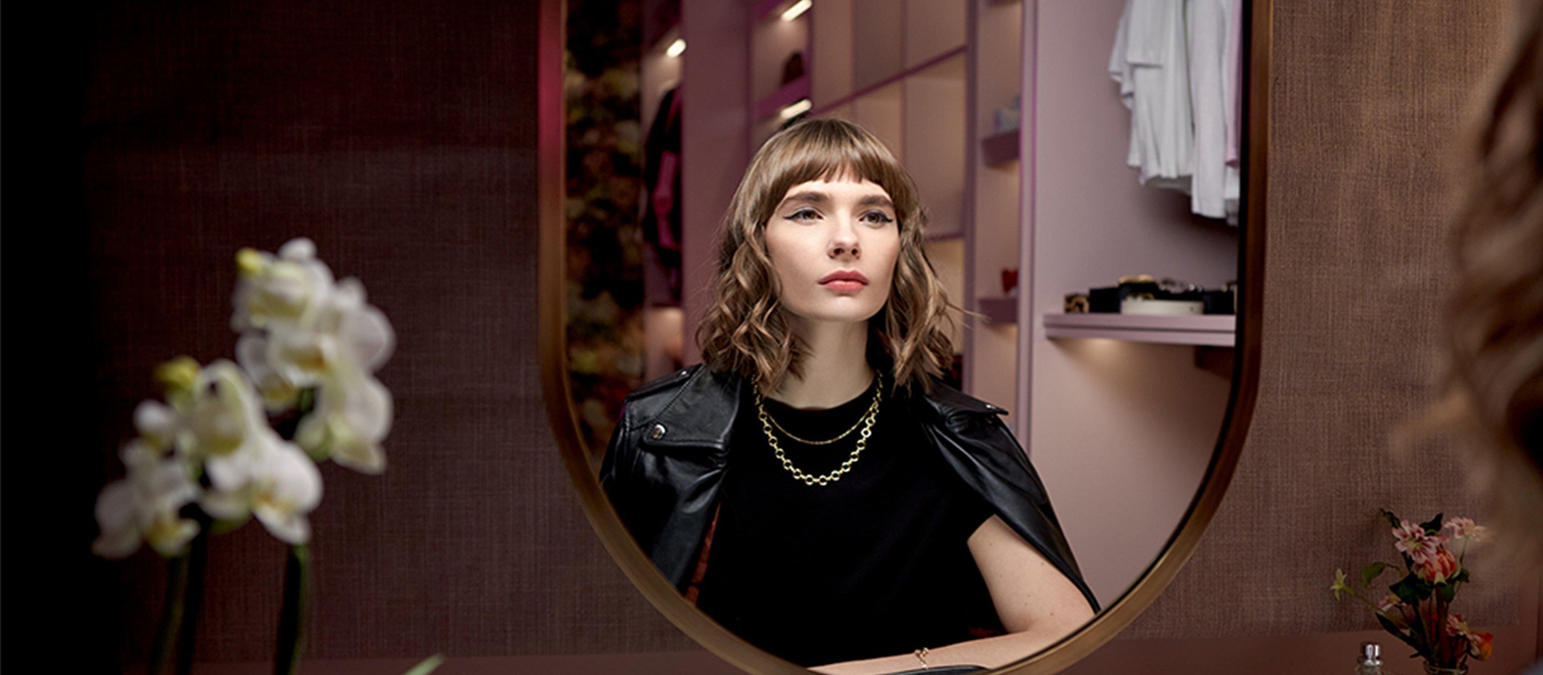 Three_Ways_To_Style_Short_Hair_Bangs_ImgHeaderBanner.jpg
