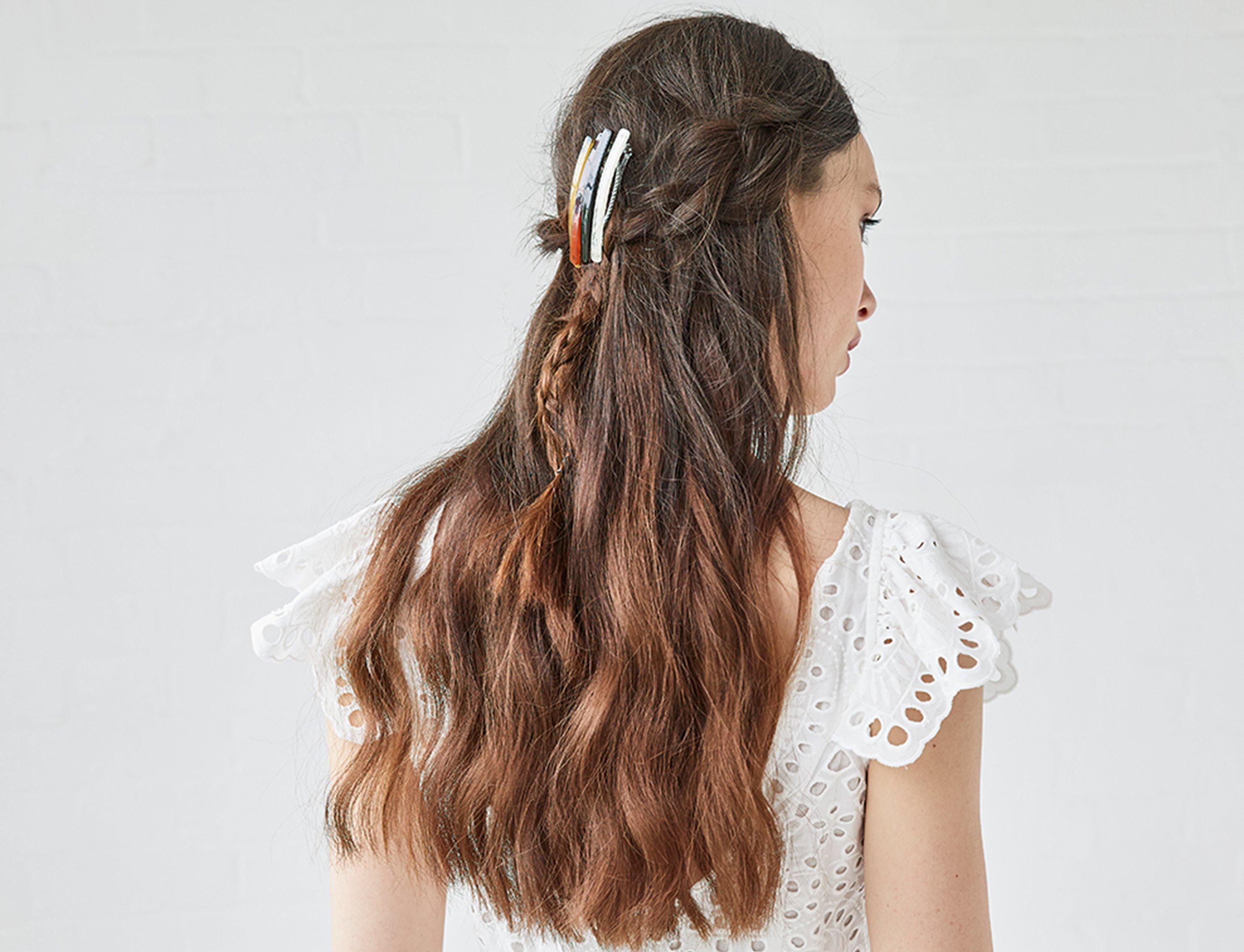 Vintage_90s_Hairstyles_Micro_Braid_Half_Updo_SplitBanner@3x.jpg